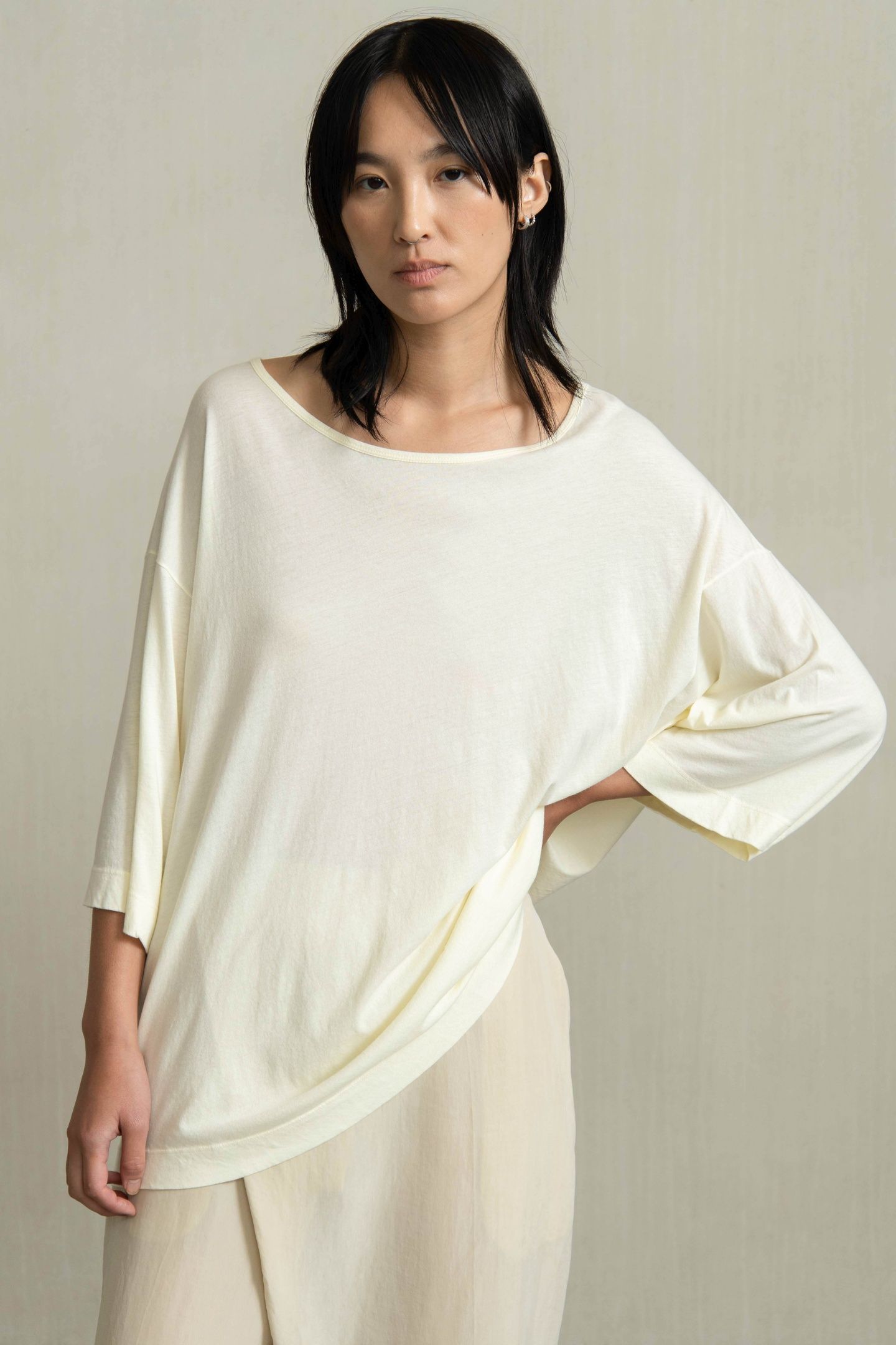 BILLY LIGHT YELLOW 1