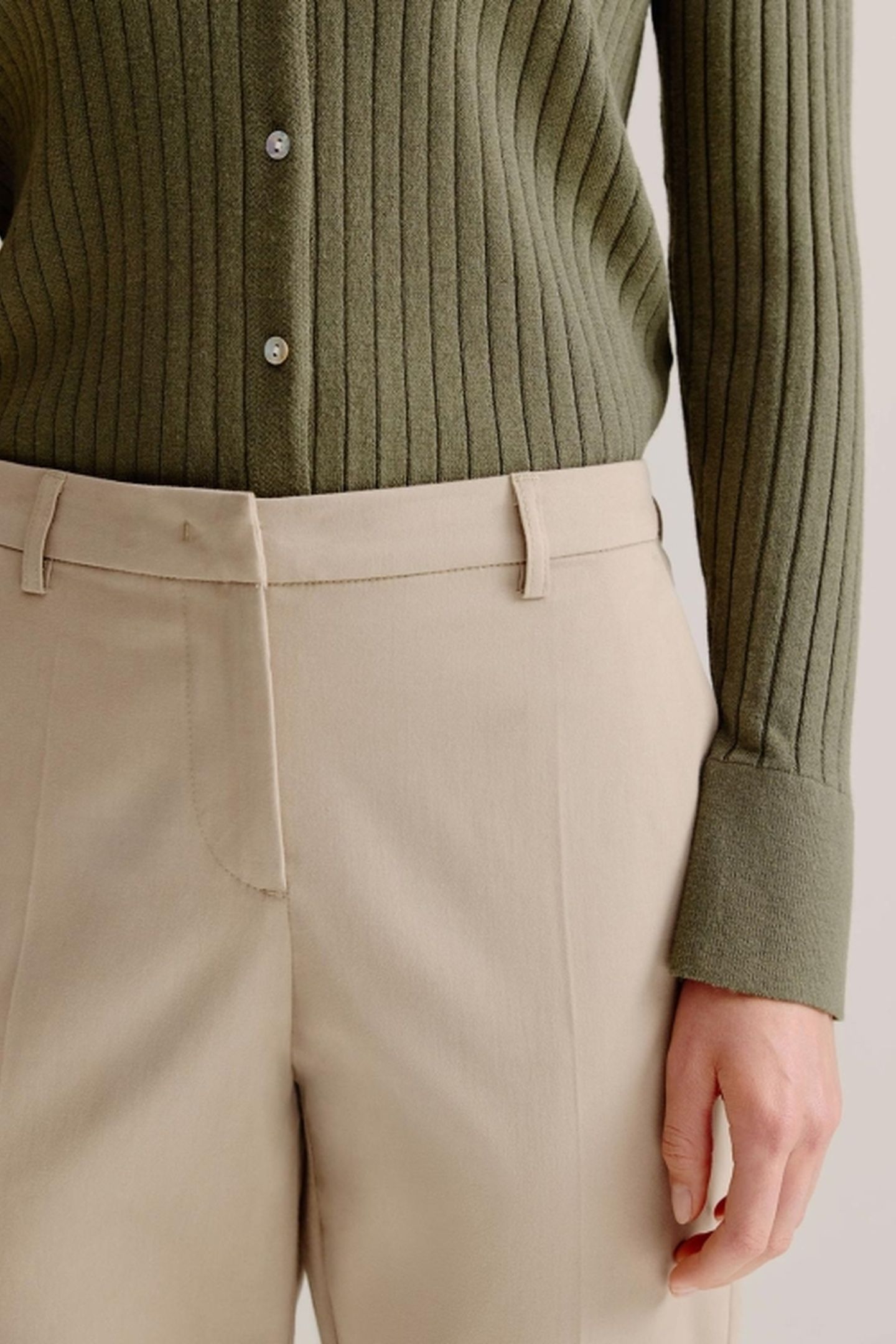 LUISA PANTS LIGHT KHAKI 4