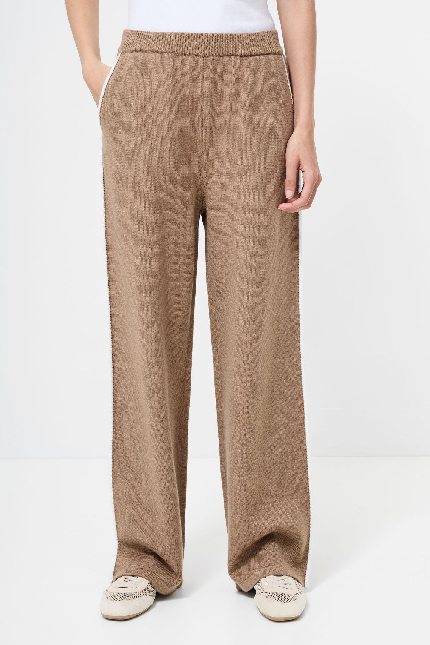 JORDAN WIDE LEG TRSR CAMEL/PORCELAIN CRM 1