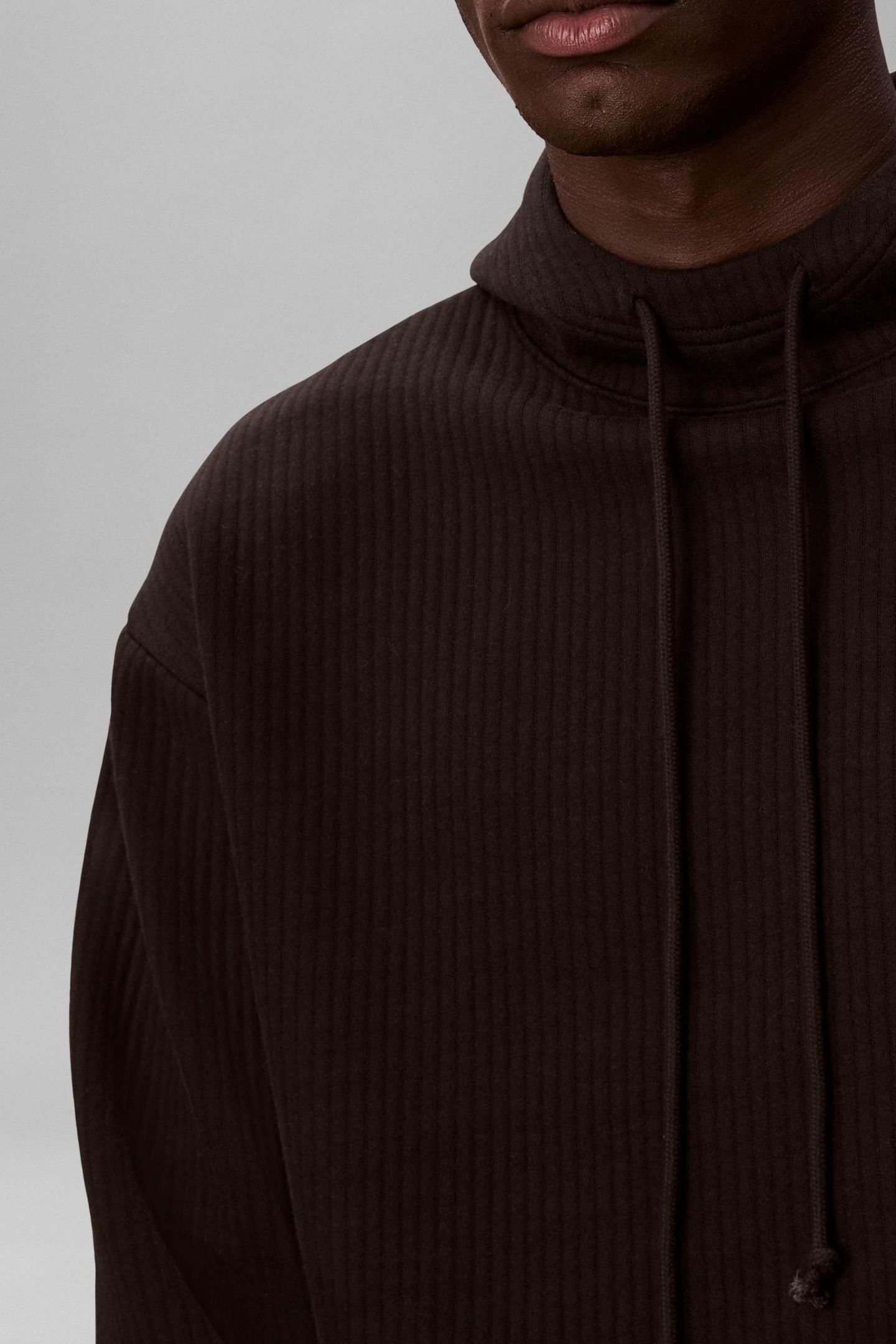 QUILTED HOODIE BLACK 6