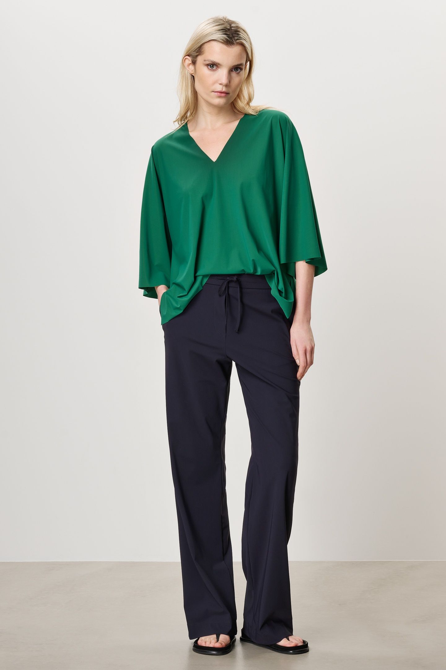AMAL TOP GREEN 3