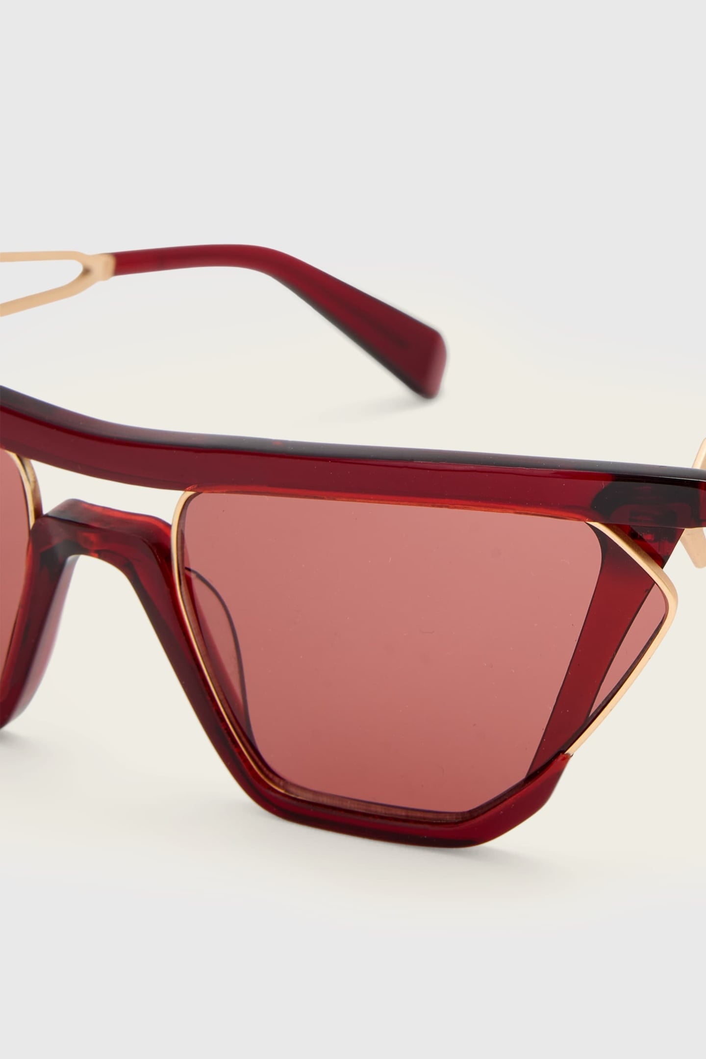AVIE SUNGLASSES CRYSTAL BURGUNDY 6