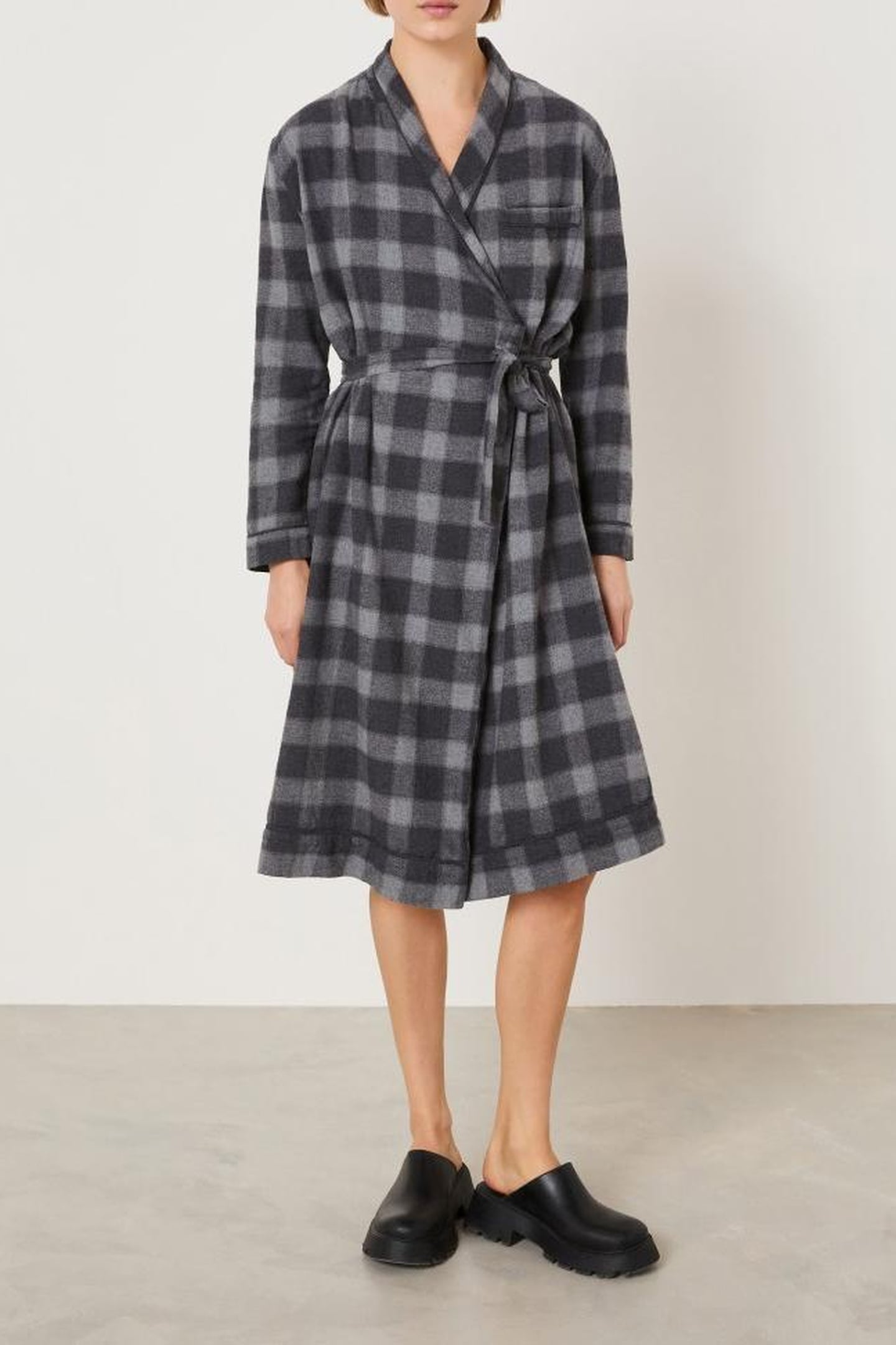 DUKECASTLE DRESS CARREAUX CARBONE 1