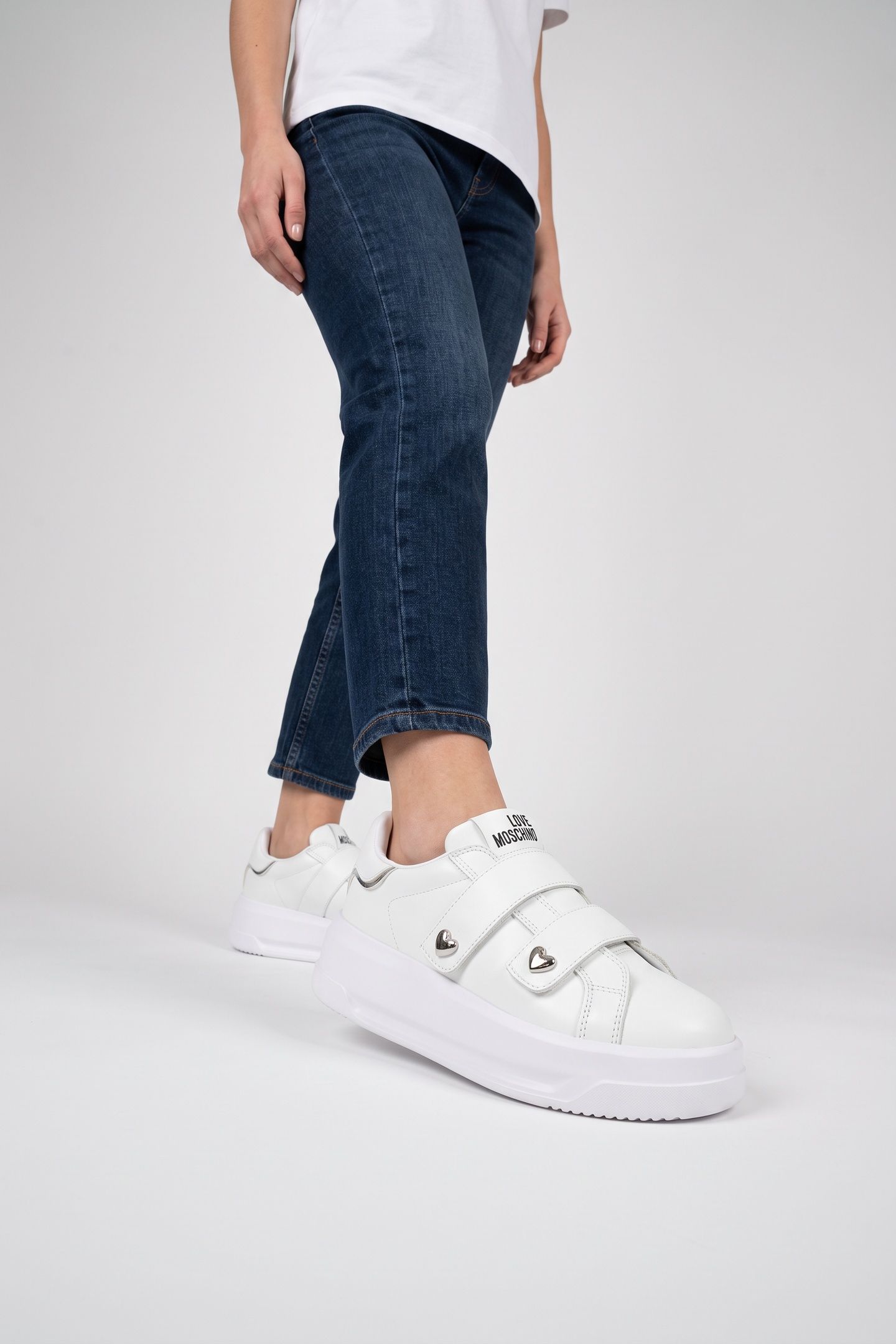 SNEAKERS WHITE 3