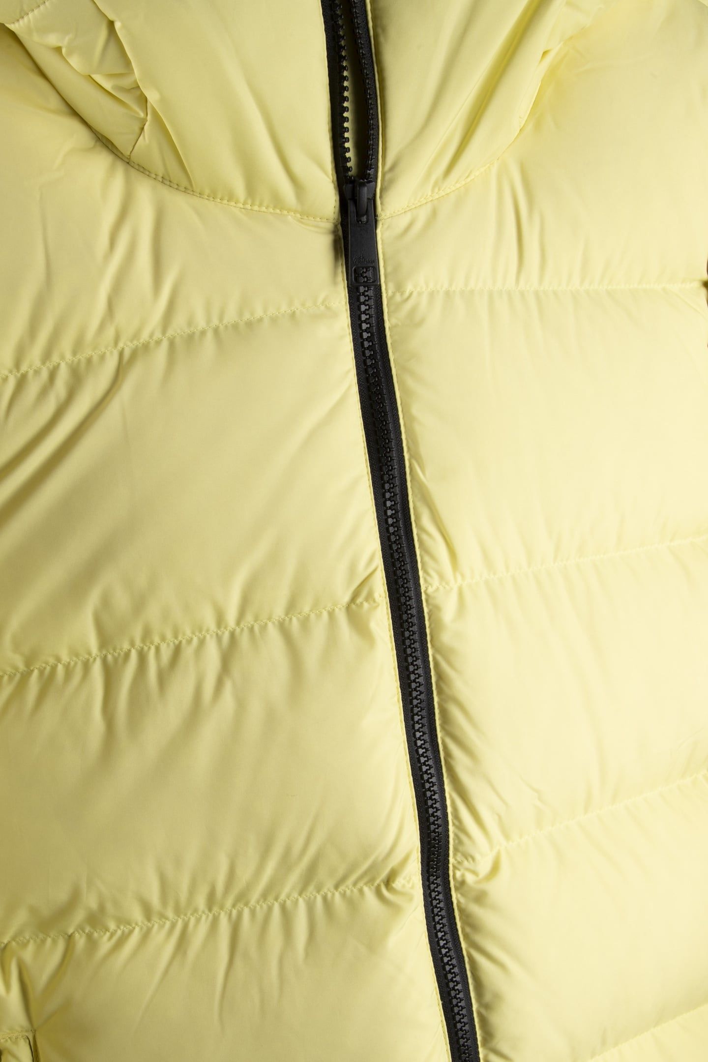 FROZEN PALACE COAT LEMON ICE 4