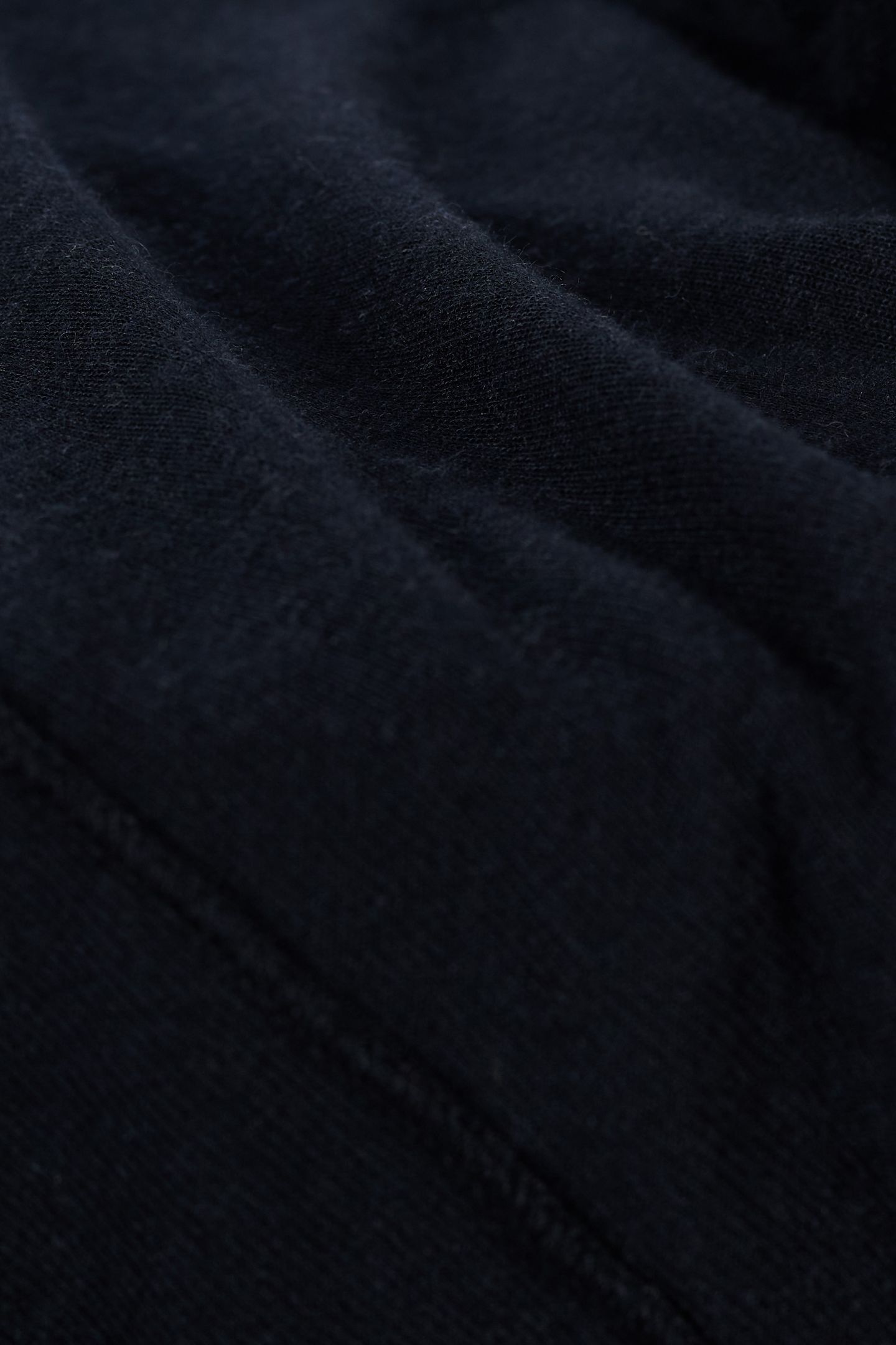 LONG SLEEVES TEE BLACK 3