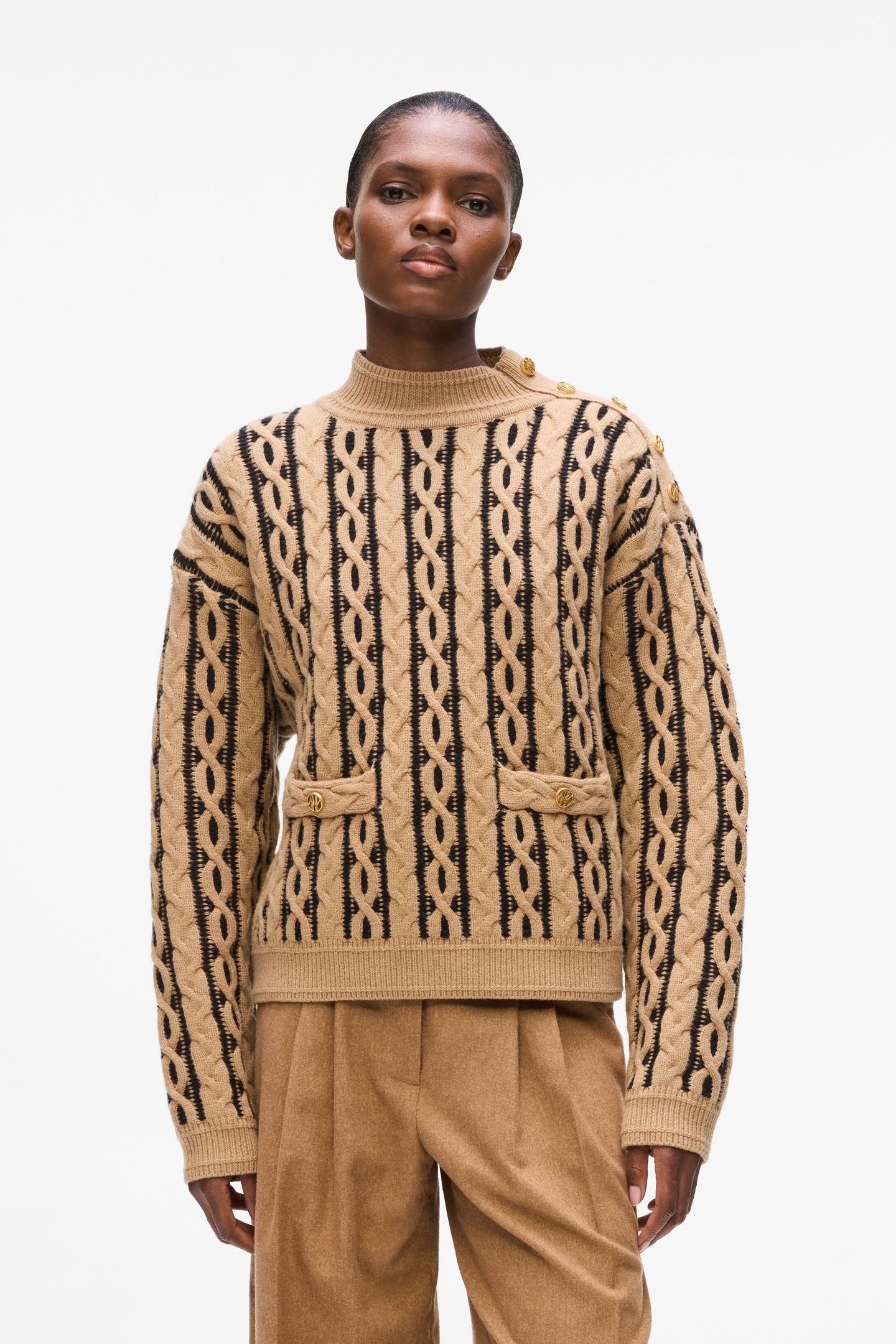 CABLE KNIT MOCK NECK NOUGAT 2