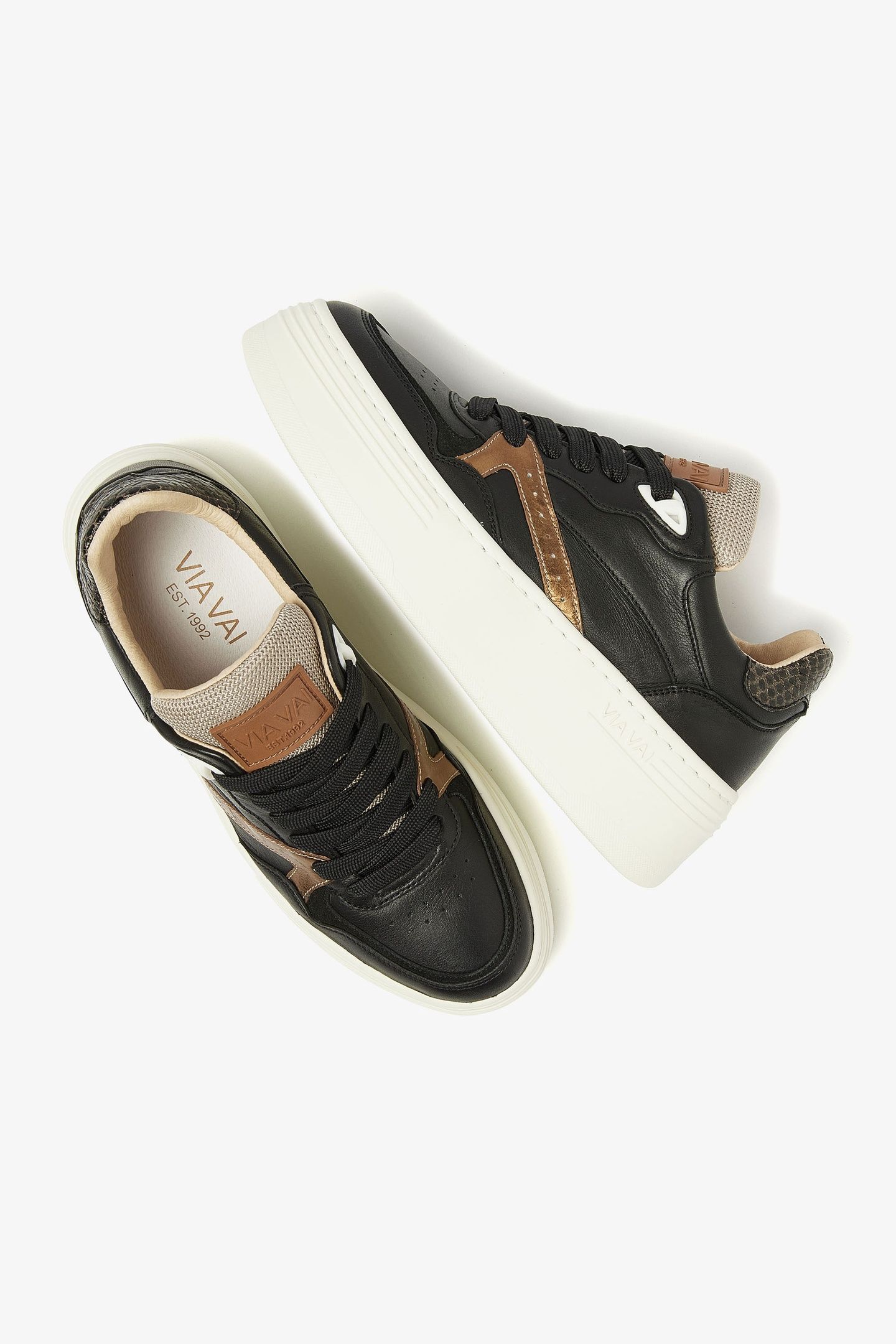ISA BROOKLYN BLACK 5