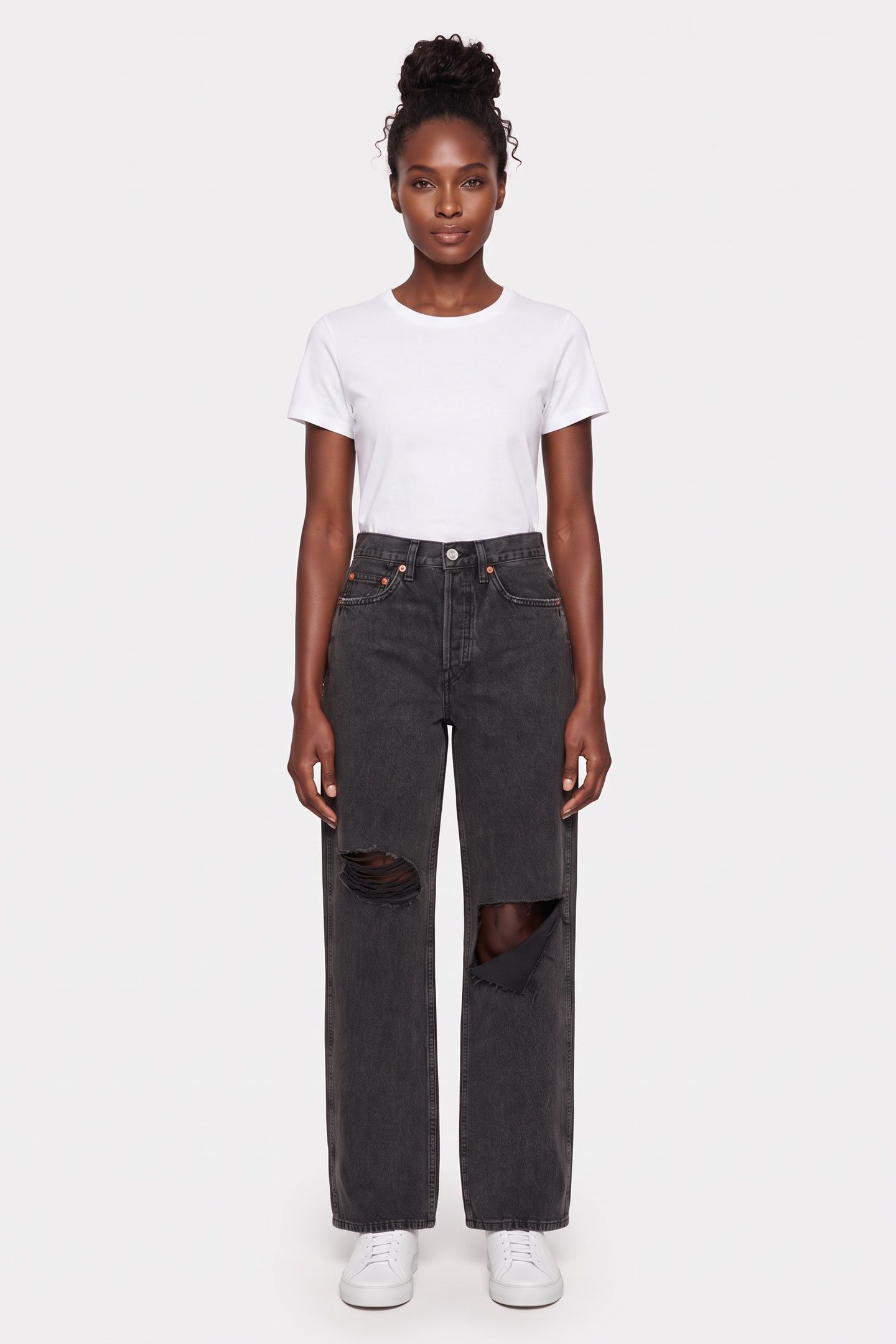 90S HIGH RISE LOOSE WASHED BLK WITH RIP 1