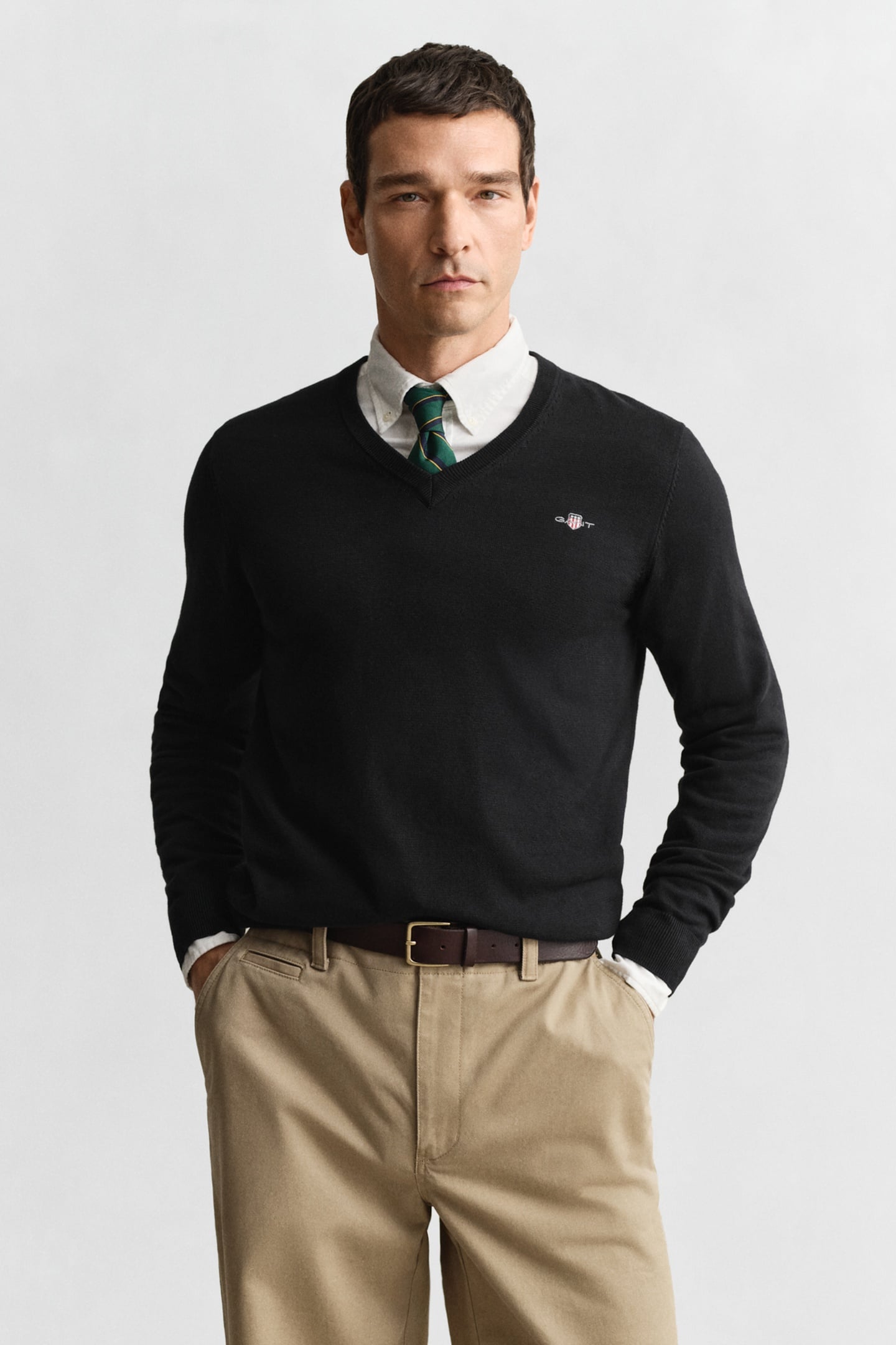 CLASSIC COTTON V-NECK BLACK 1