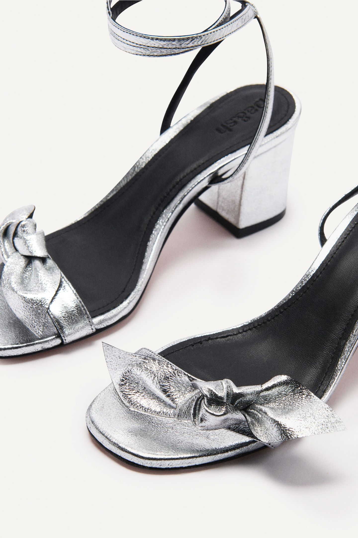 SANDALS SILVER 3