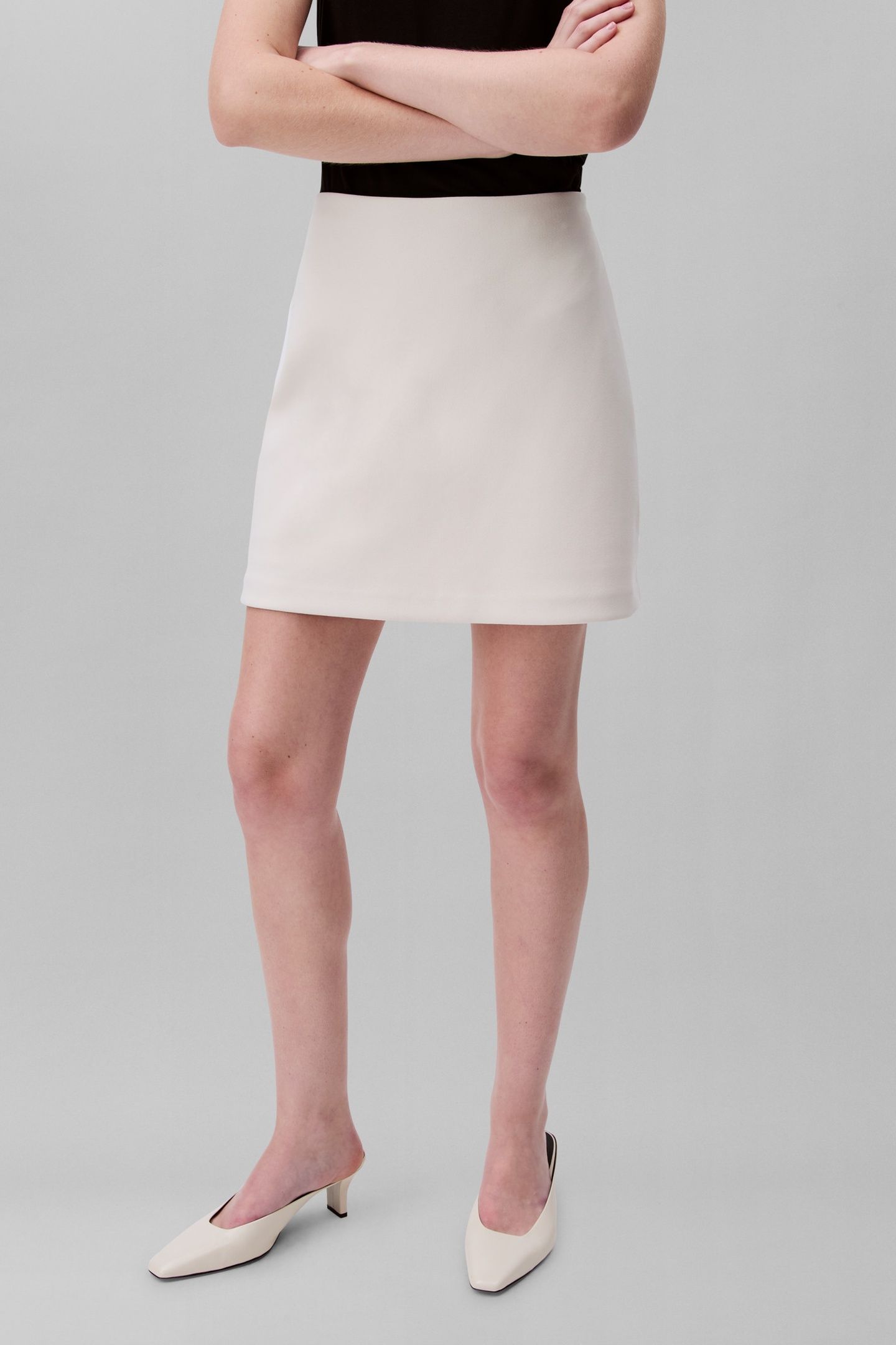 TAILORED KNIT MINI SKIRT TURTLEDOVE 1