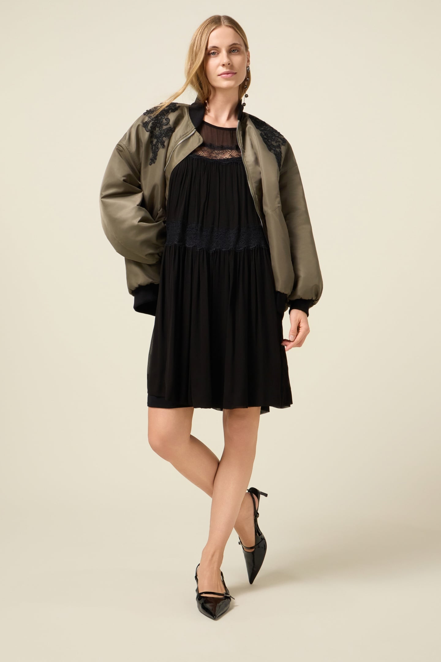 FLARE DRESS IN CREPON WITH LACE BLACK 2