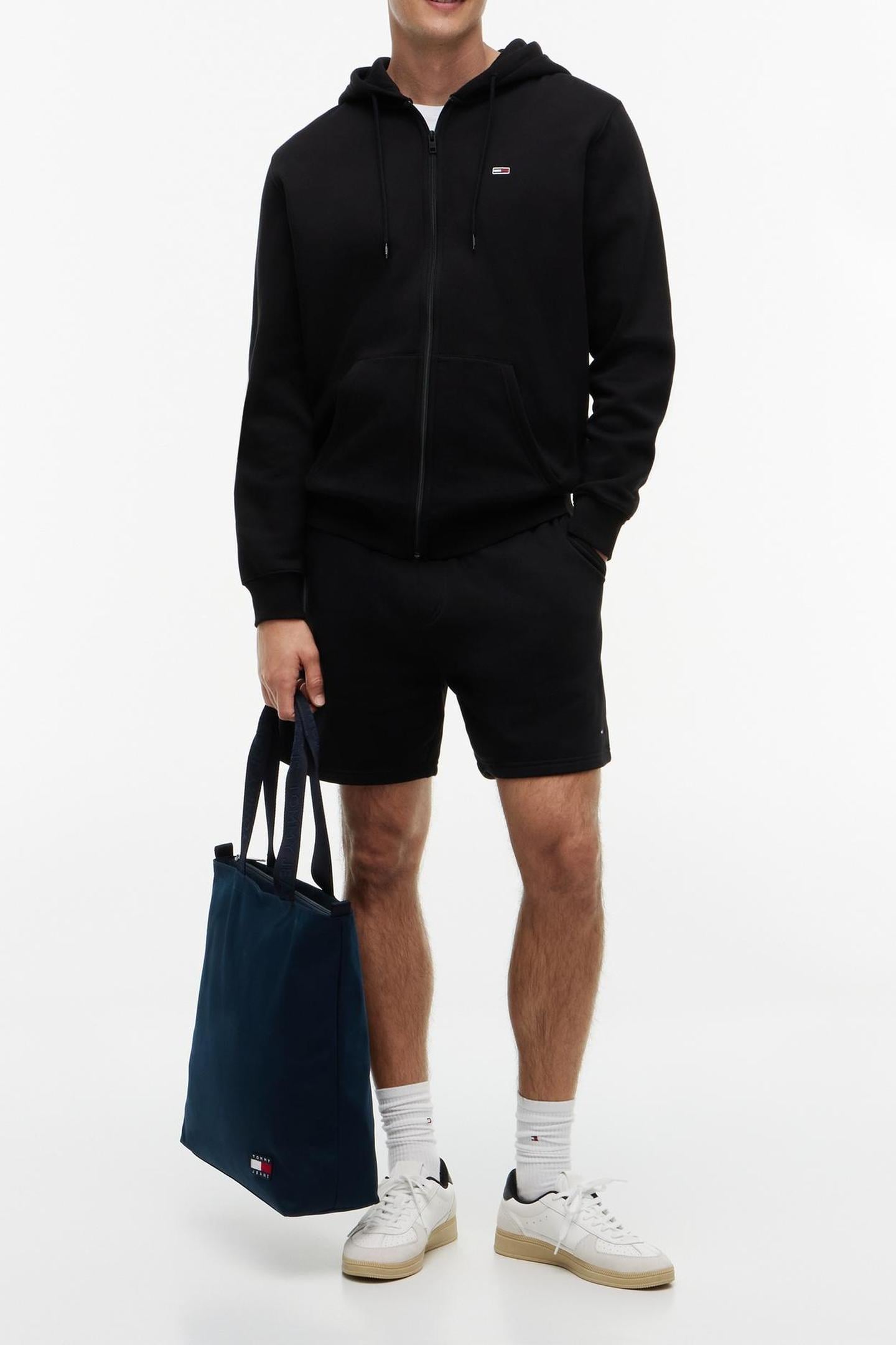 TJM REG FLAG ZIP THRU BLACK 3