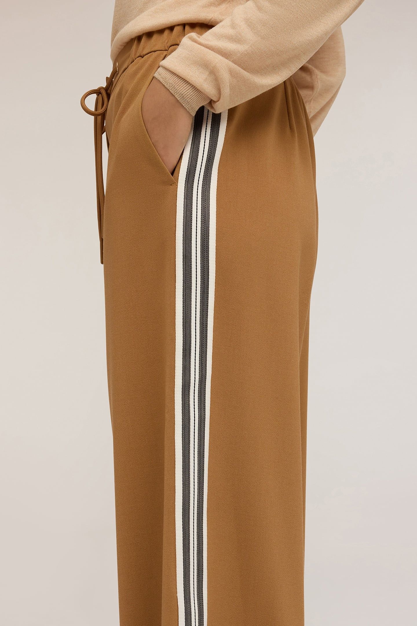 PALAZZO PANTS WITH SIDE STRIPE BROWN 5