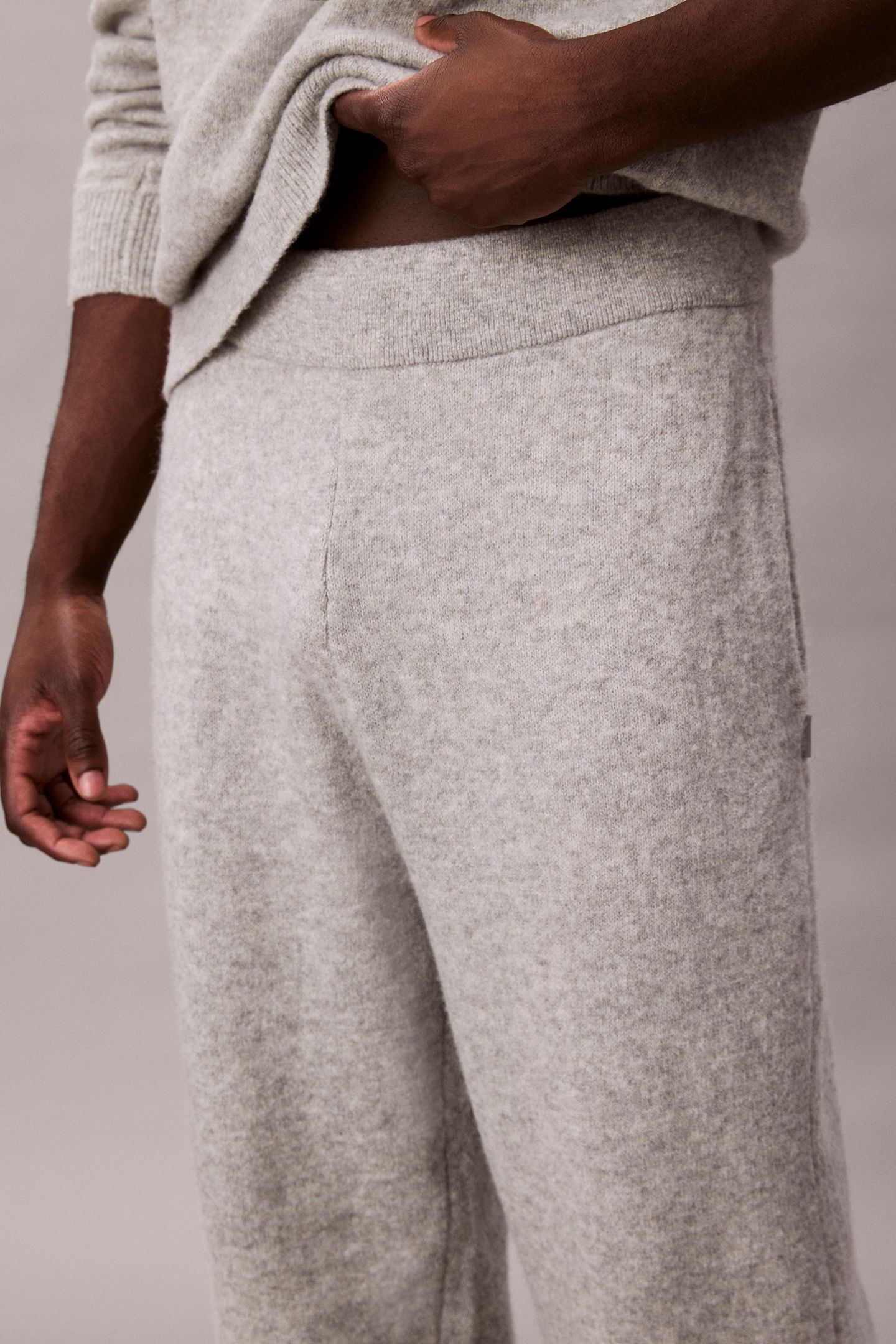 SWEATER JOGGER GREY HEATHER 5