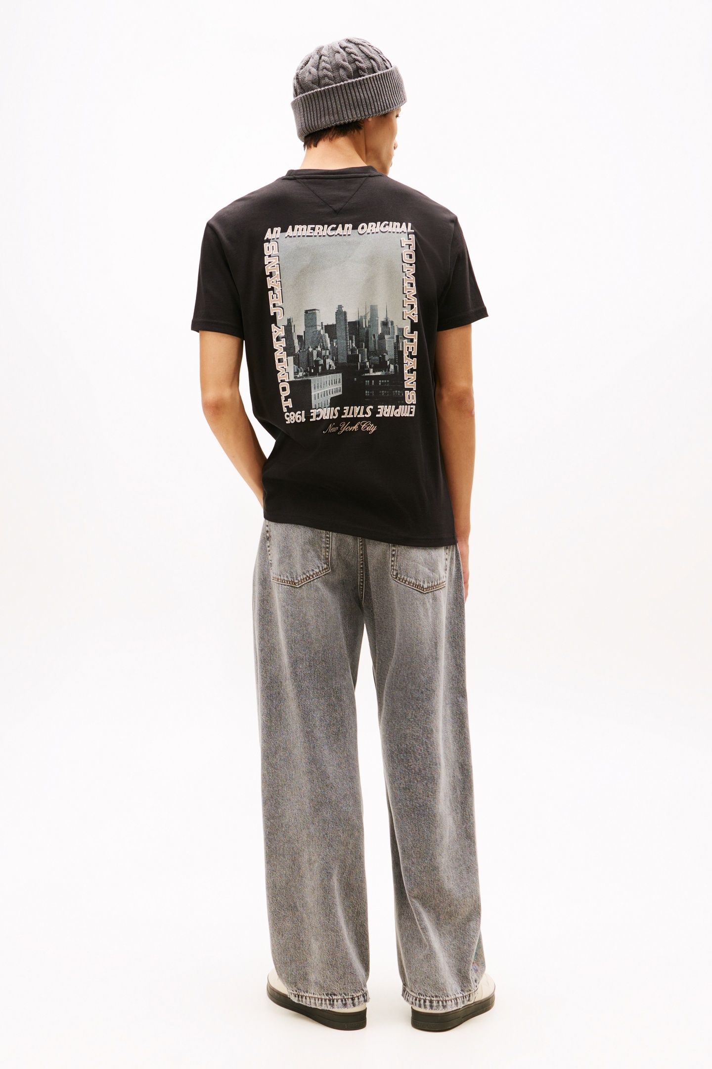 TJM REG PHOTO TEE BLACK 2