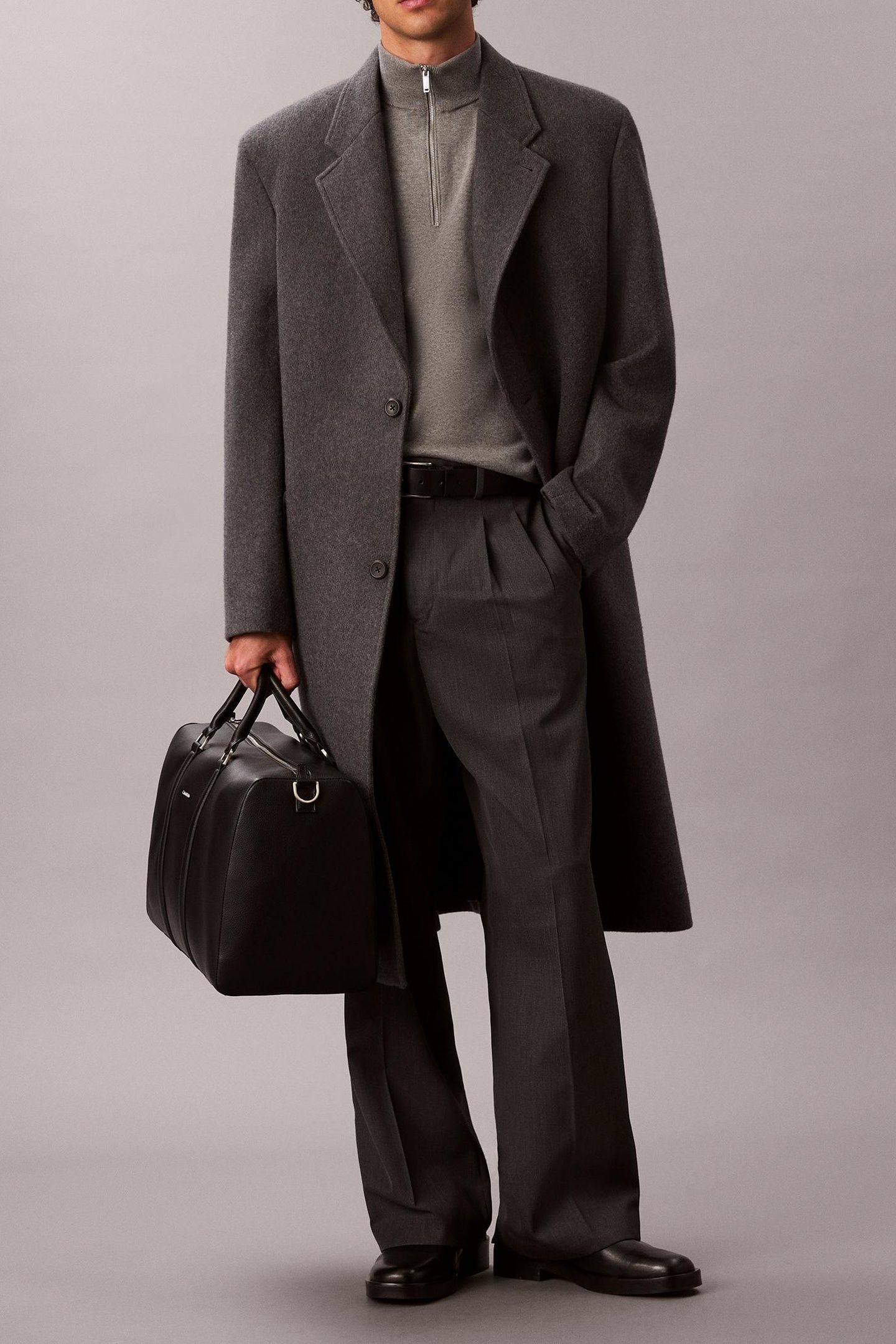 RAISED DUFFLE BAG BLACK 5