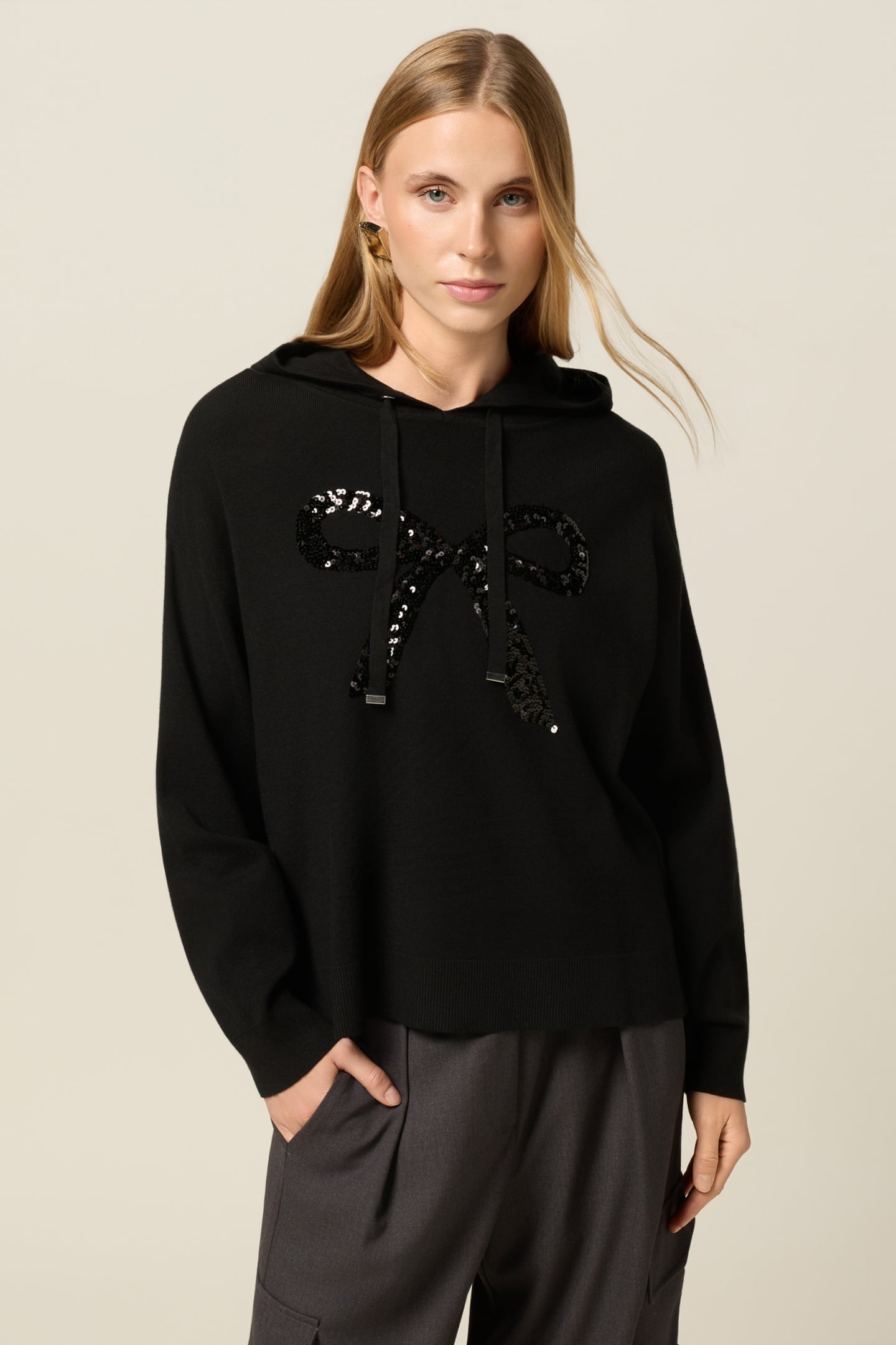 HOODIE WITH SEQUINS BLACK 1