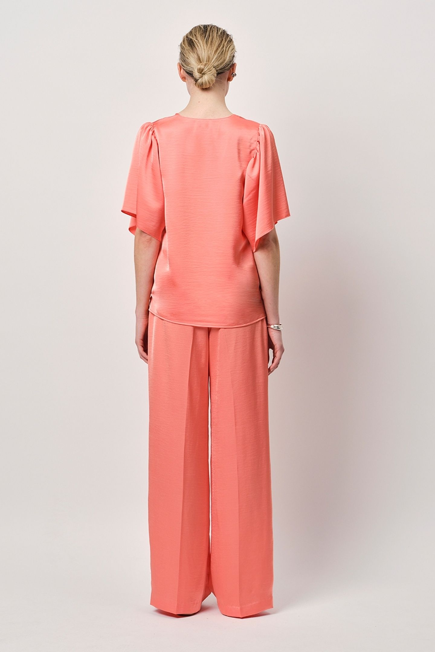 ARVI SATIN BUTTERFLY SLEEVE TOP RADIANT APRICOT 2