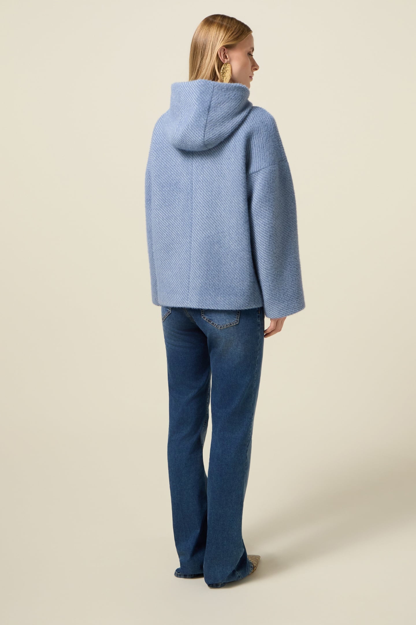 SHORT COAT IN KNITTED FABRIC LIGHT BLUE 4