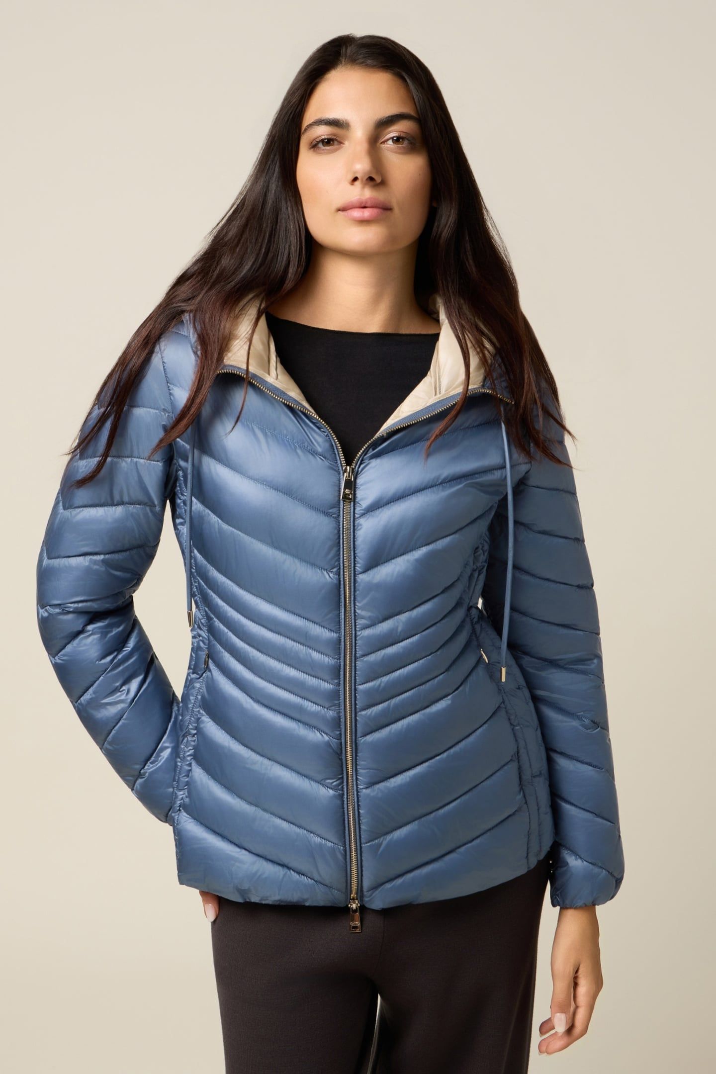 LIGHTWEIGHT HOODED DOWN JACKET LIGHT BLUE 1