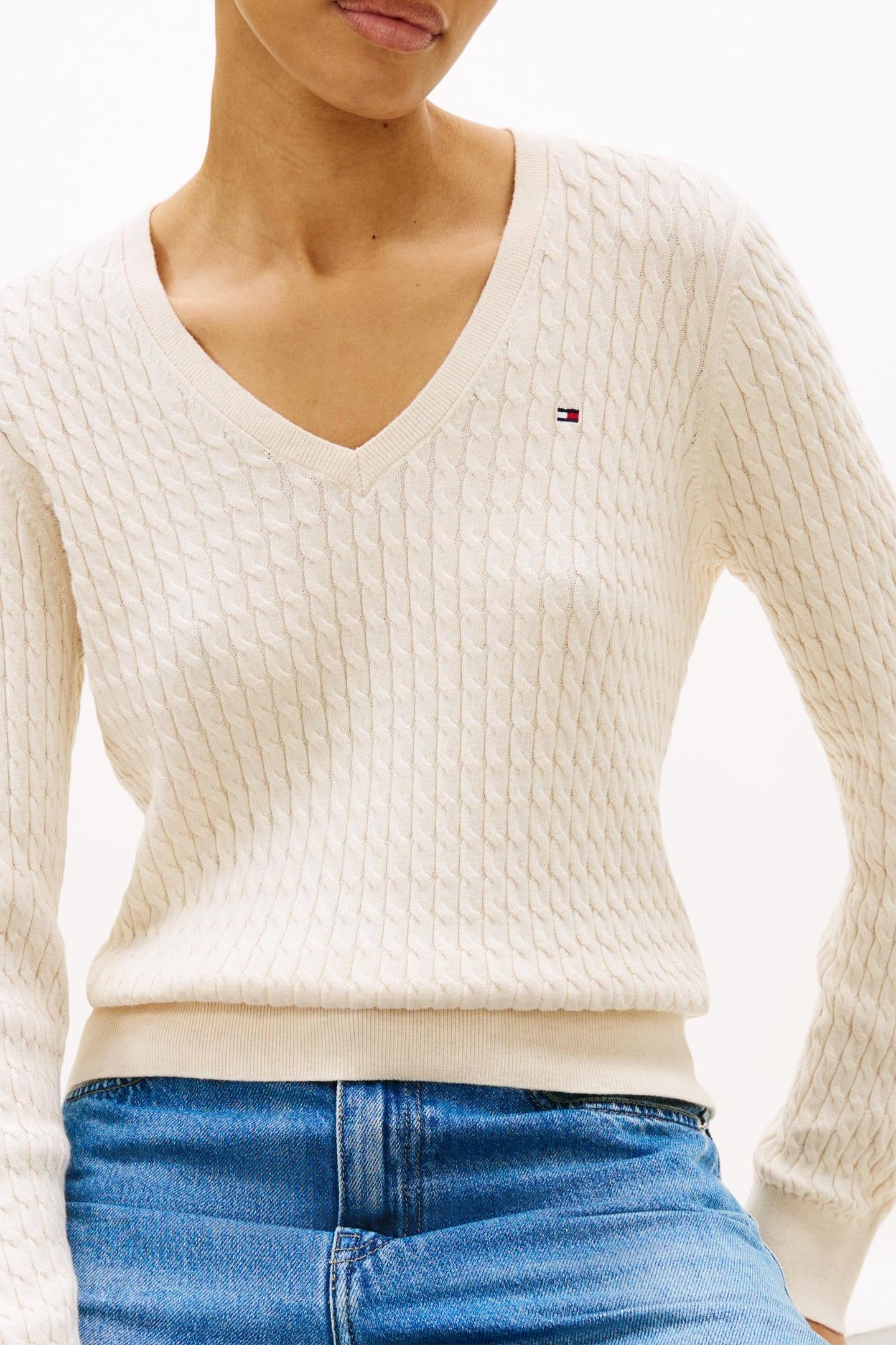 CO CABLE FINE GG V-NECK HEATHER IVORY PETAL 8