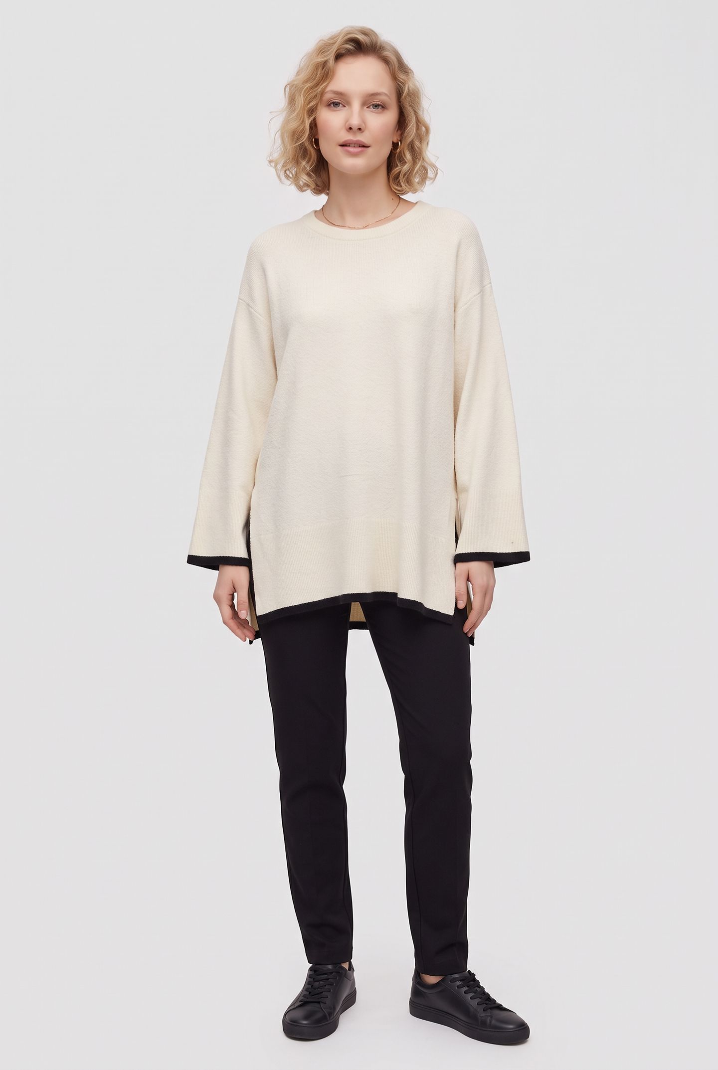 PUEBLO BOUCLÉ SWEATER BEIGE 1