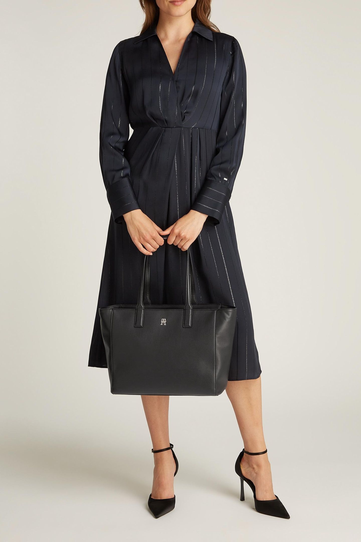 BSR TH SOFT LOGO TOTE BLACK 1