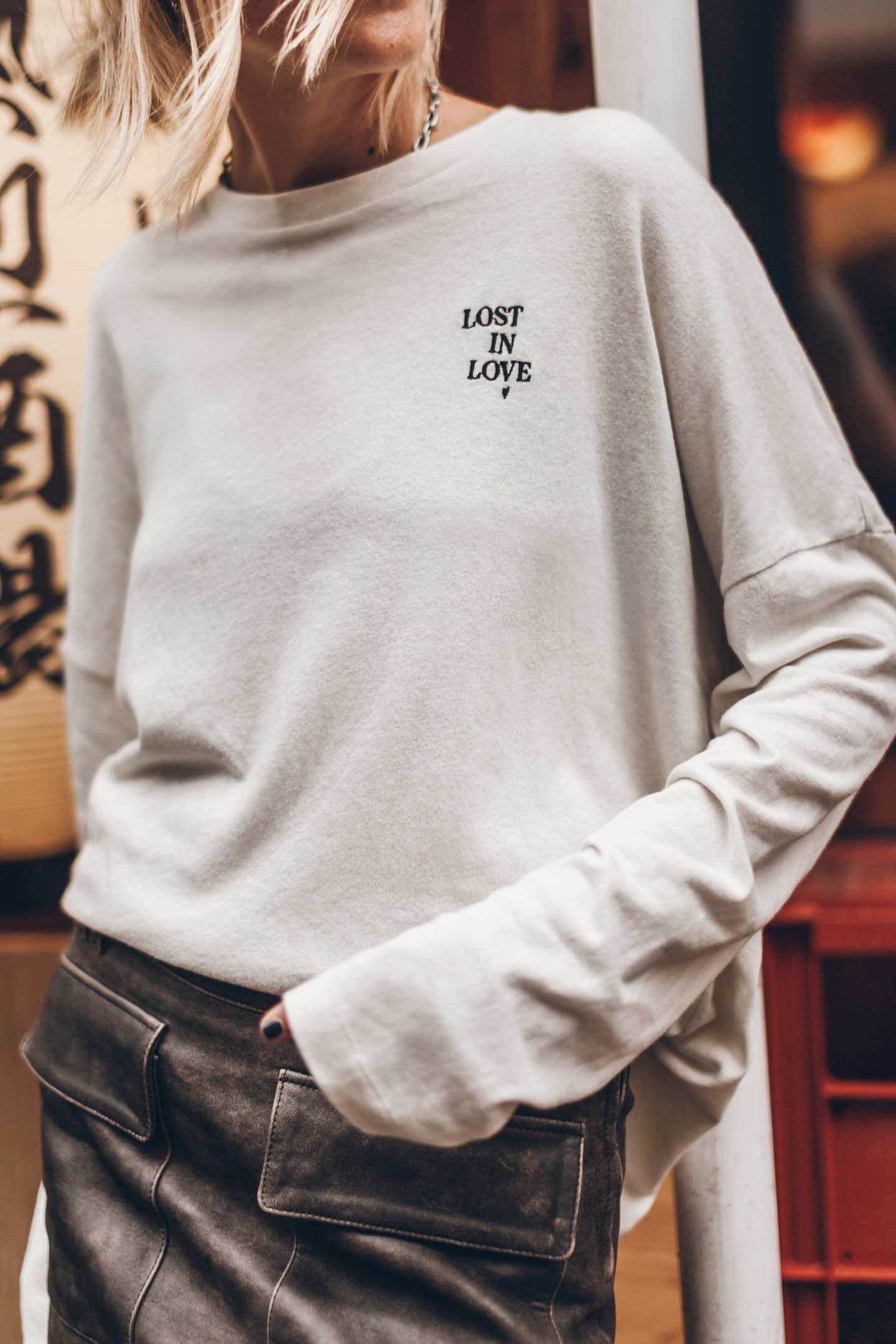 THE WHITE LOST IN LOVE DRY COTTON LOOSE LONGSLEEVE 3