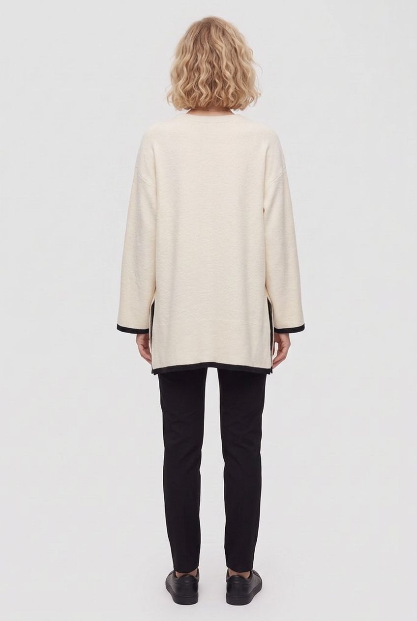 PUEBLO BOUCLÉ SWEATER BEIGE 2