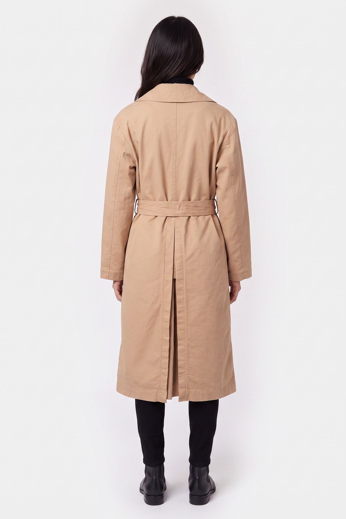 OUTERWEAR BEIGE 2