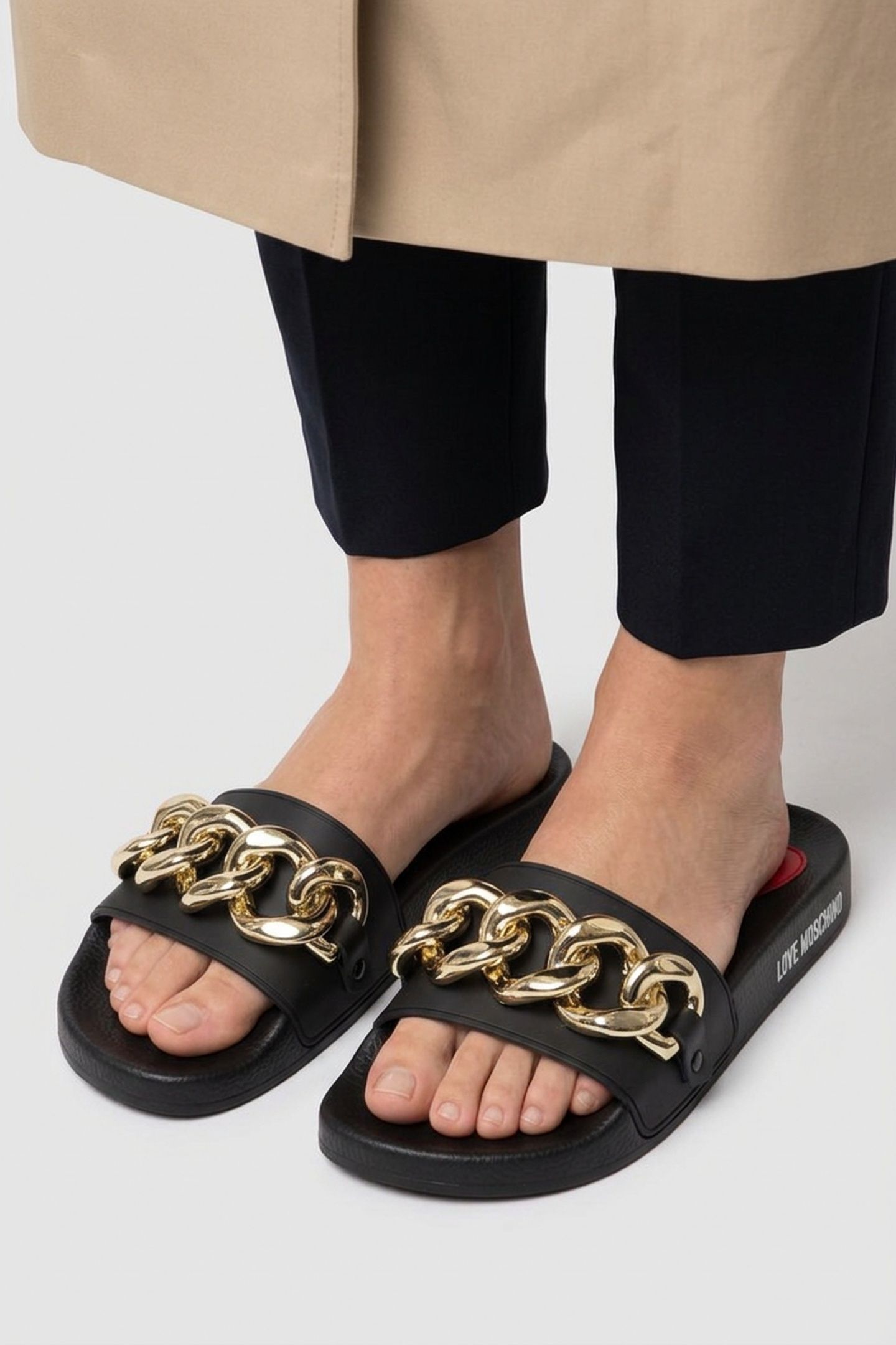 POOL SLIDES BLACK 4