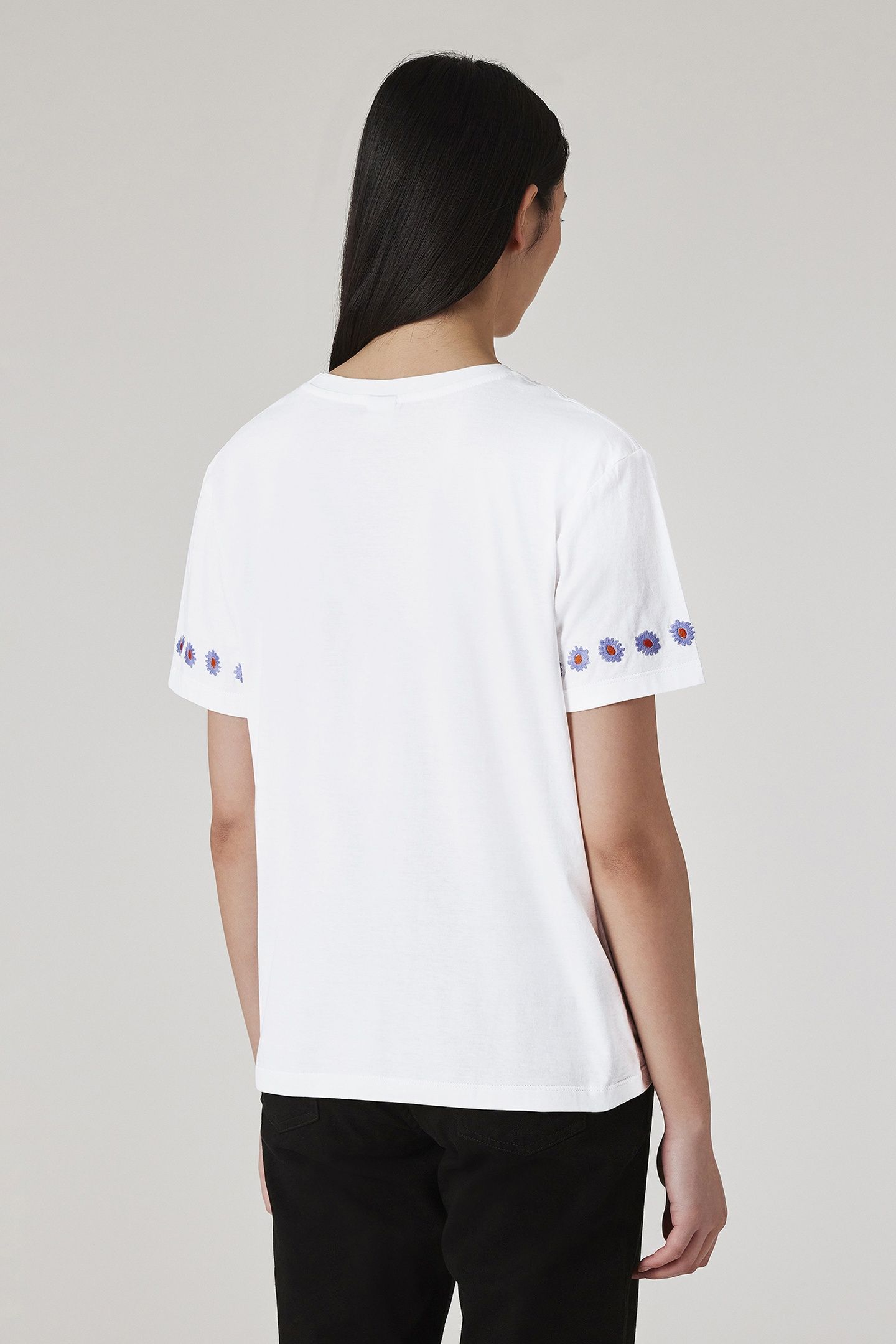 WOMENS DAISY EMB T-SHIRT WHITE 2