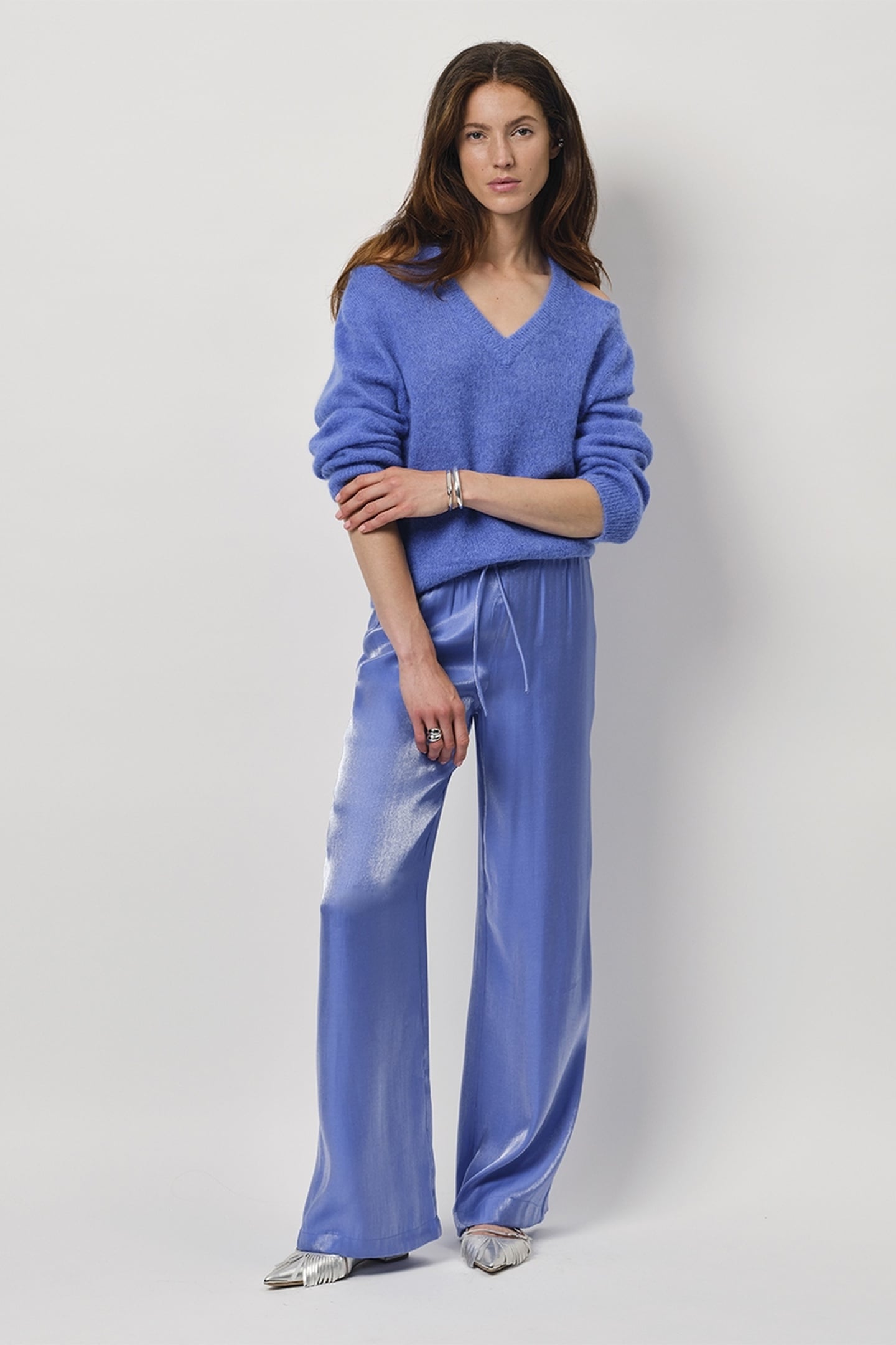 IMANY OPEN SHOULDER SWEAT CORNFLOWER BLUE 2