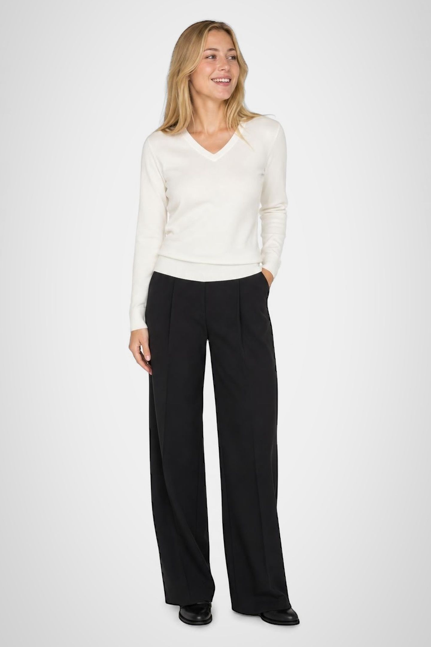 V-NECK SWEATER OFF WHITE 2