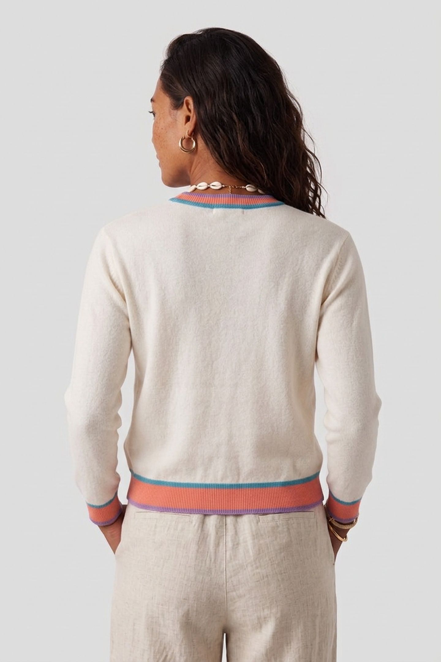 KNITWEAR WHITE 2