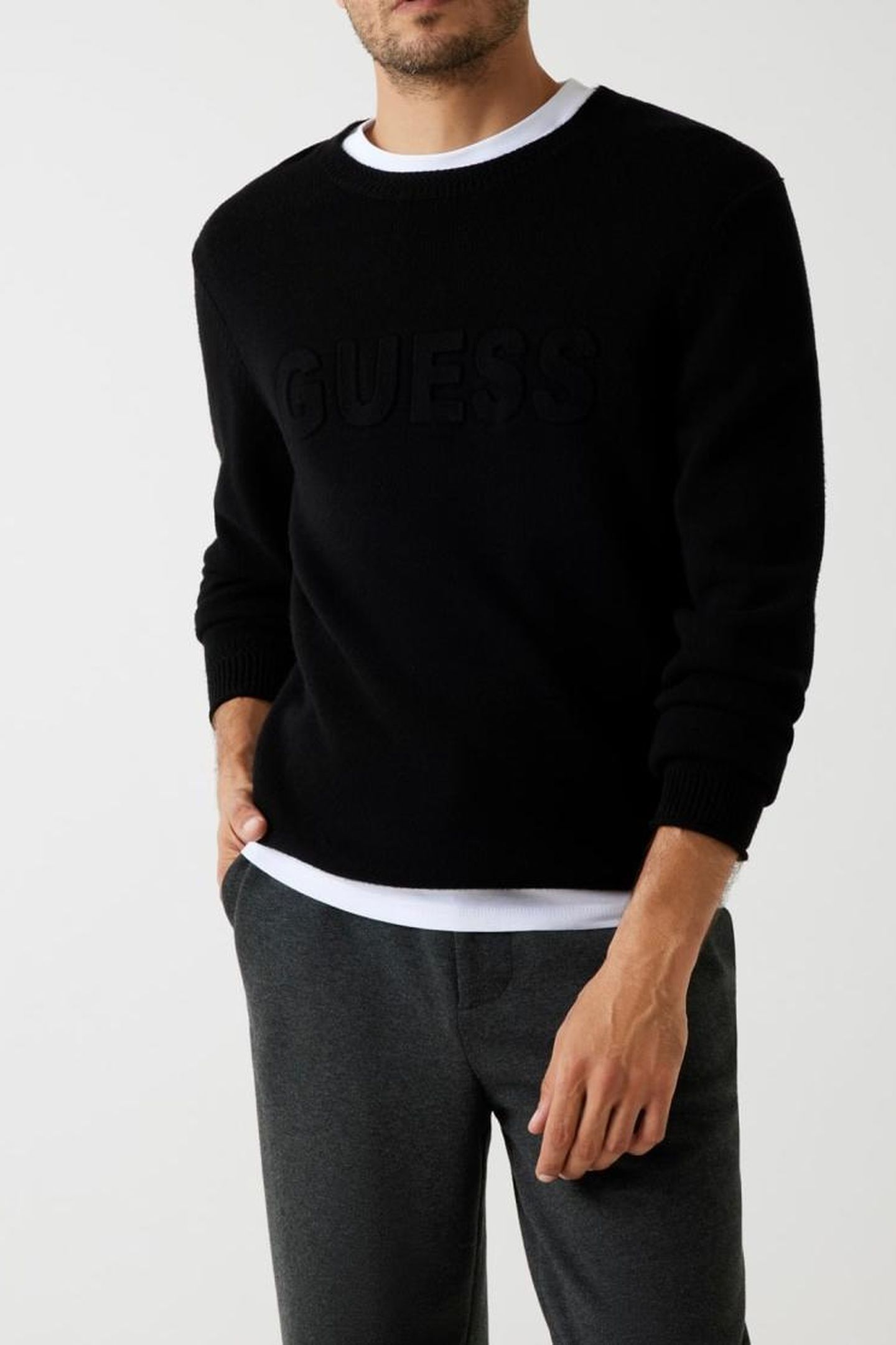 LS CN 3D GUESS LOGO JET BLACK A996 1