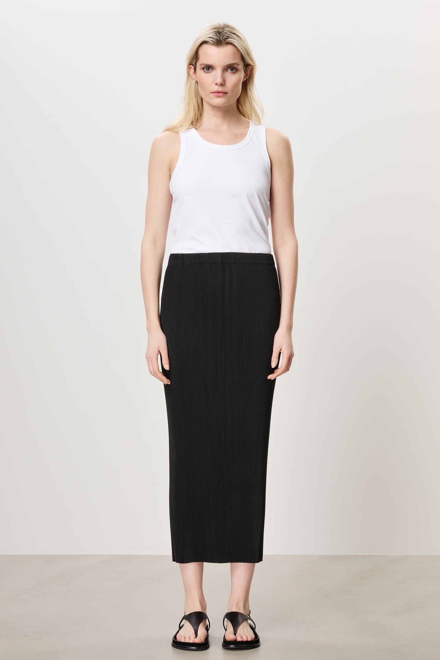 SAVI SKIRT BLACK 1