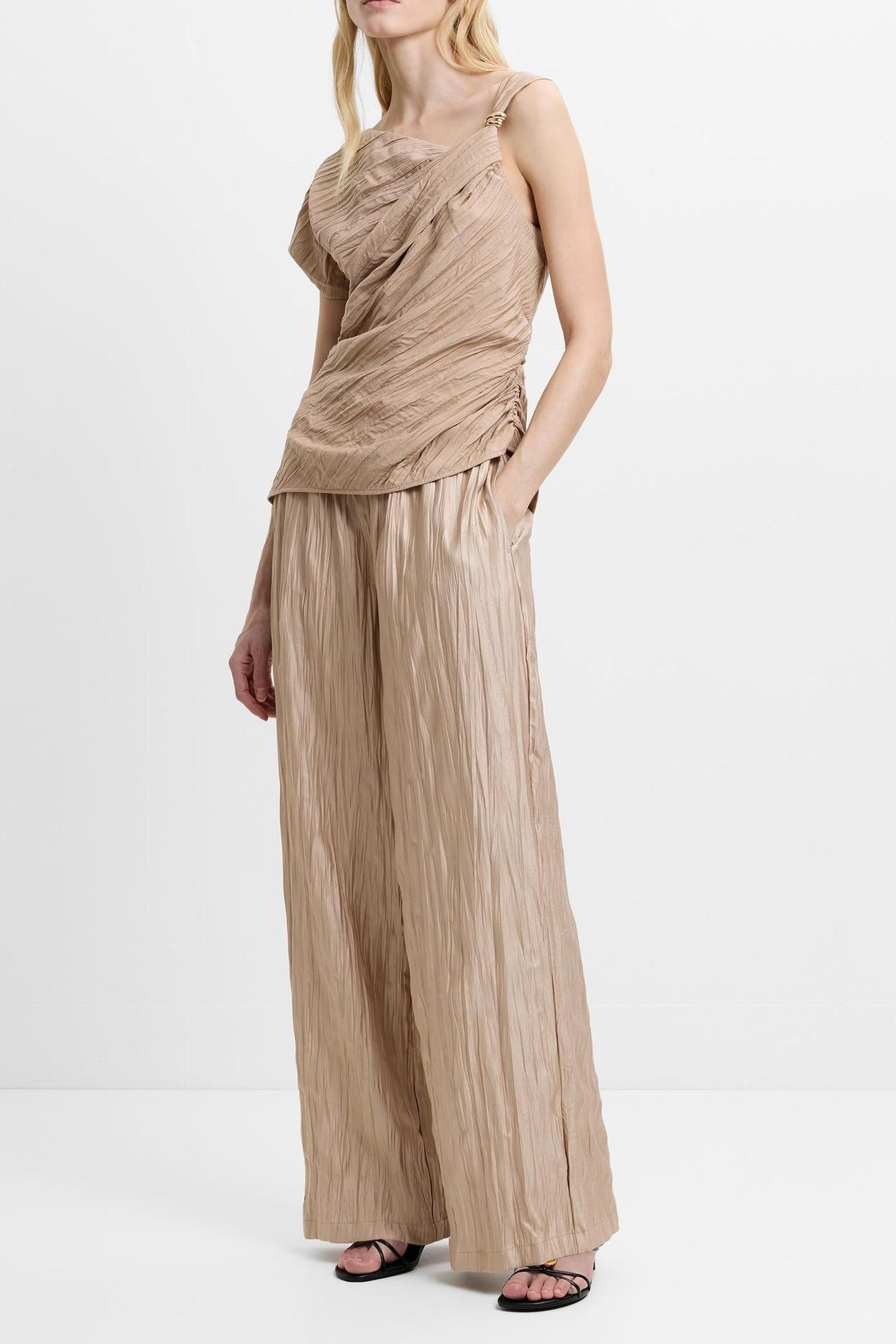 NOVIE ASYMMETRIC TOP WARM NEUTRAL 4