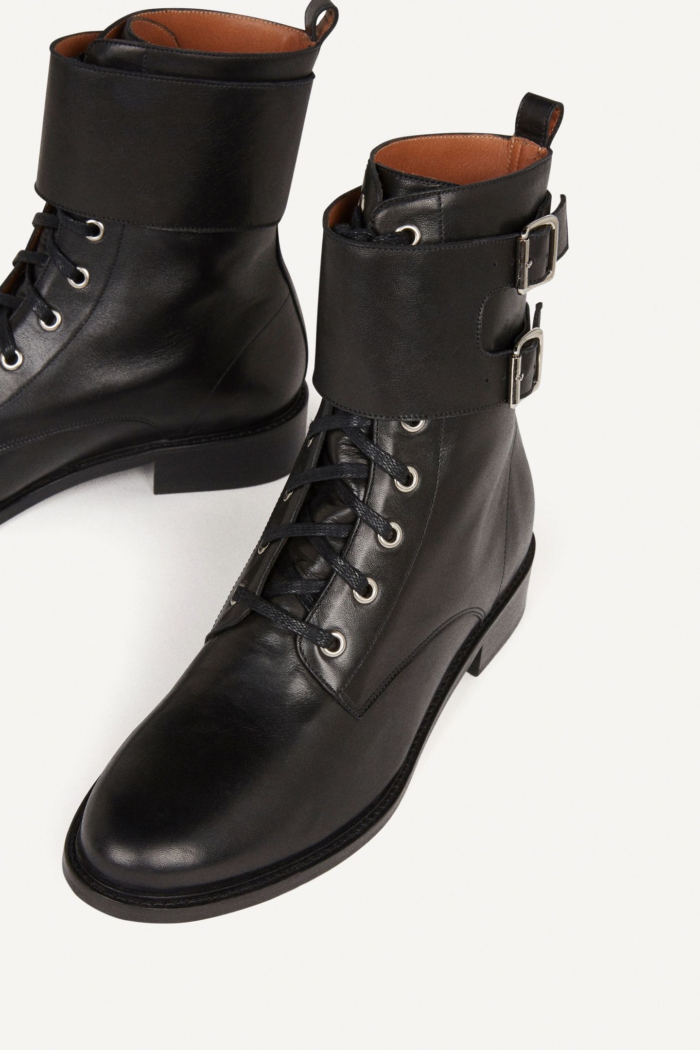 ANKLE BOOTS BLACK 2