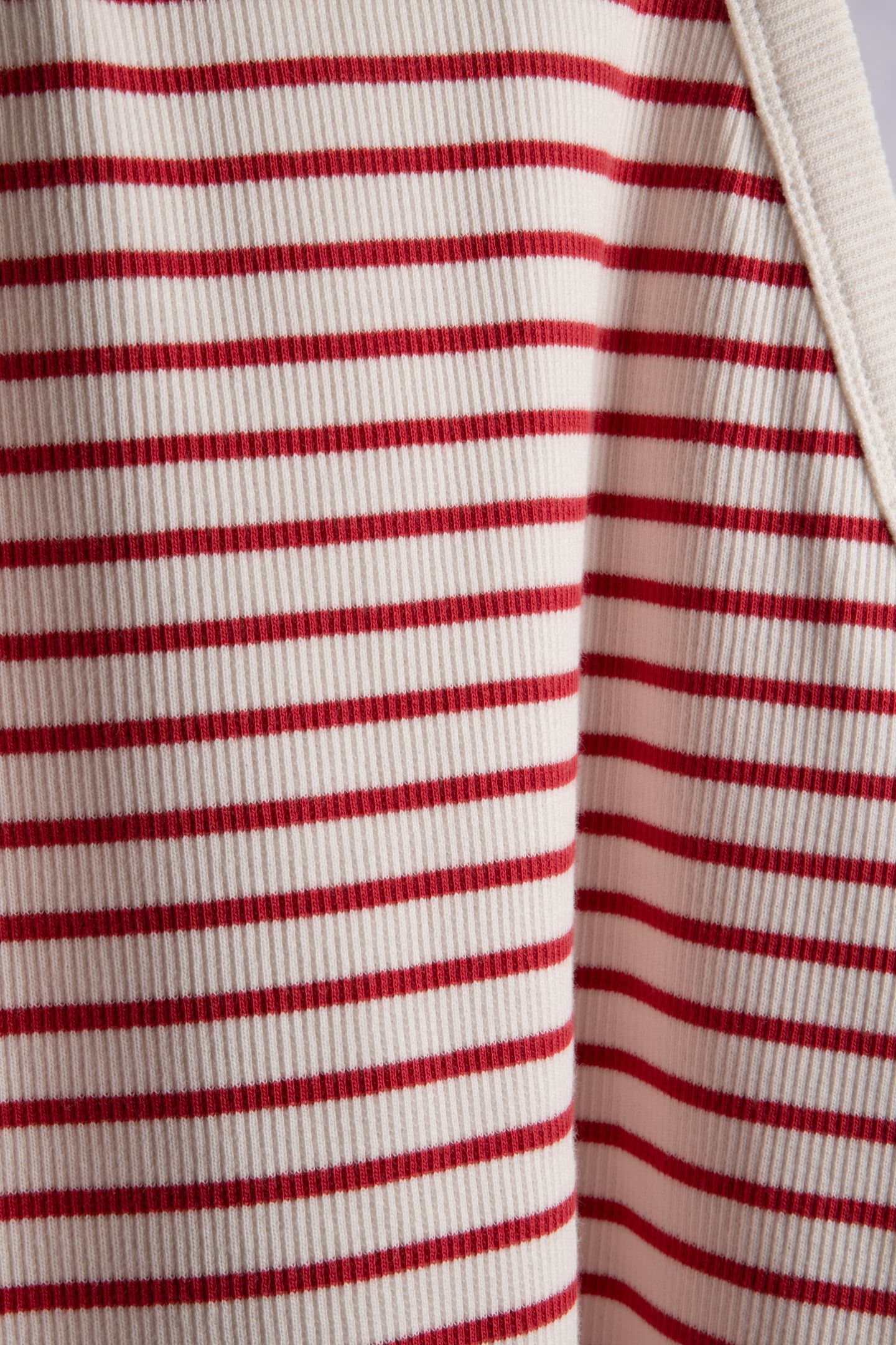 SLEEVELESS TEE ECRU 4