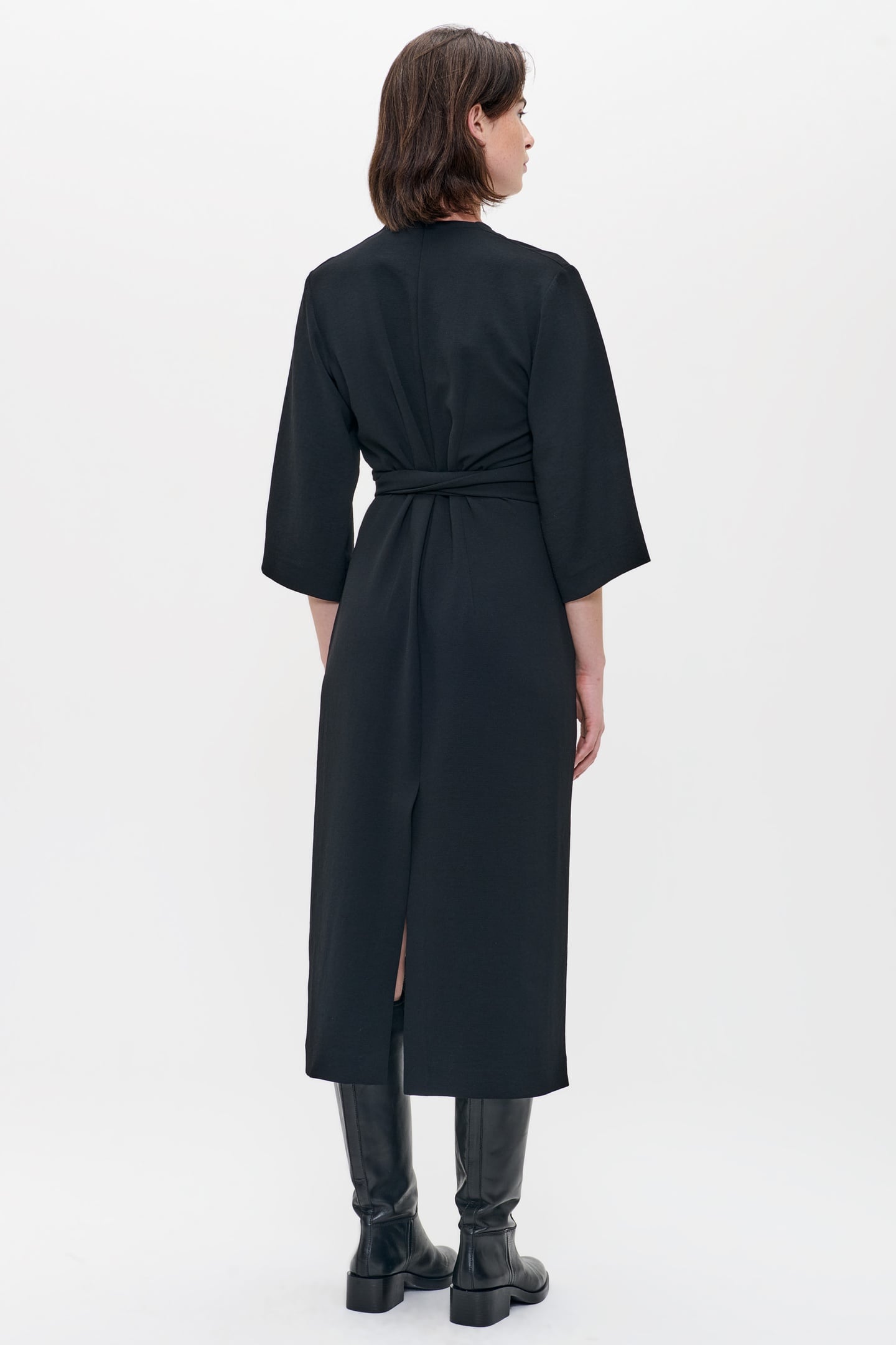FLOWY WAISTED V-NECK DRESS BLACK 5