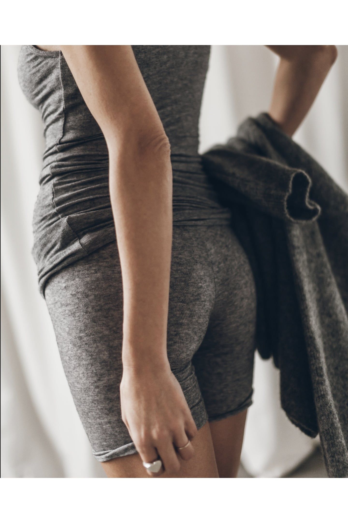THE GREY SOFT BIKER SHORTS 3