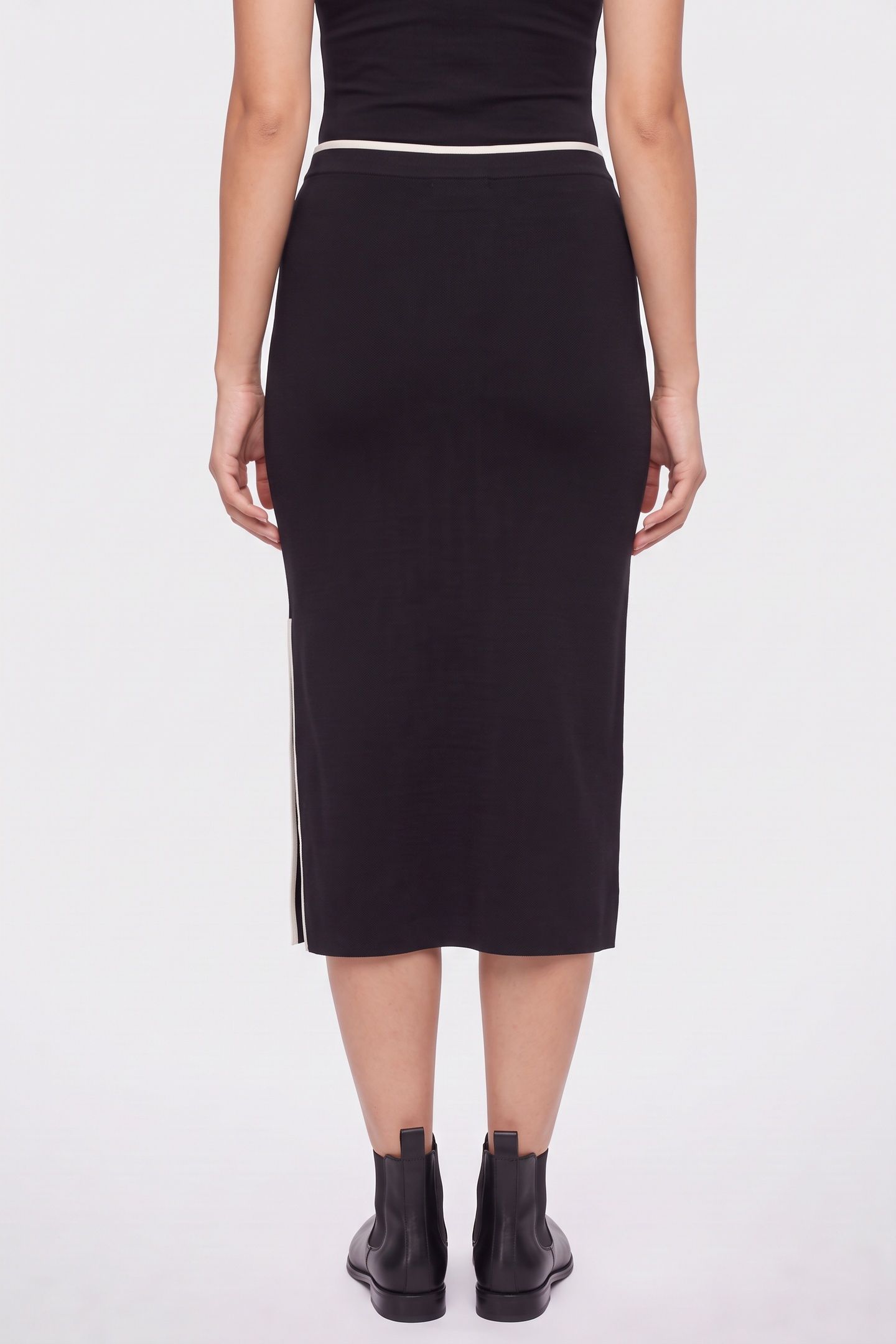 CHARLIZE SKIRT BLACK 2