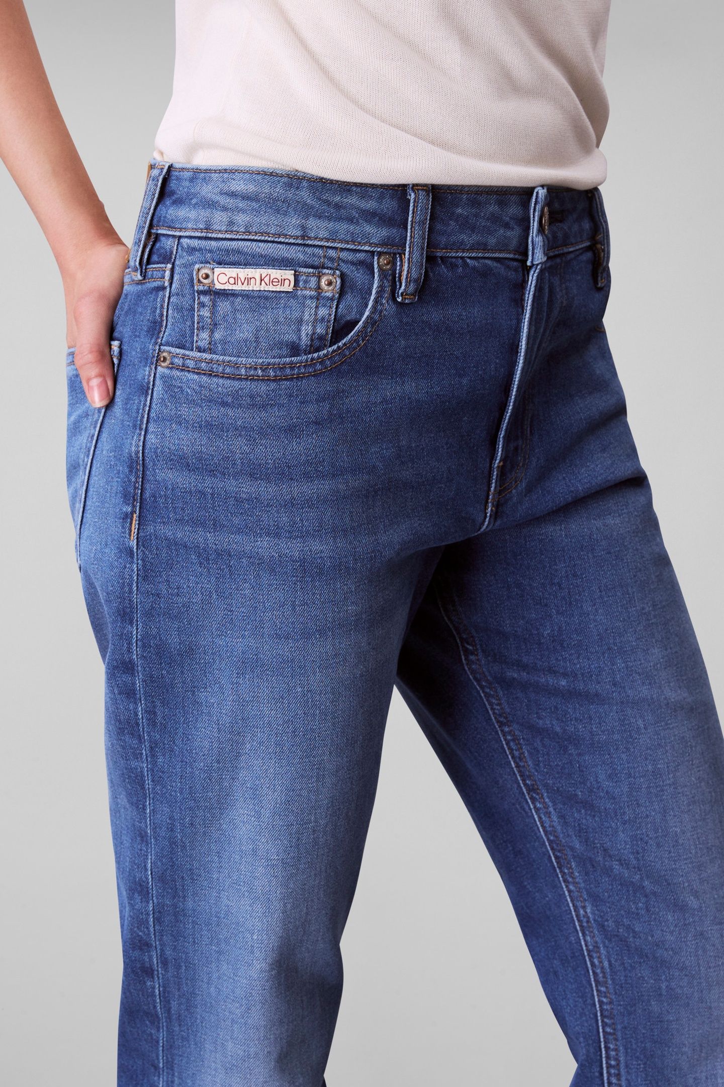 MID RISE SLIM INDIGO CHANNEL 6