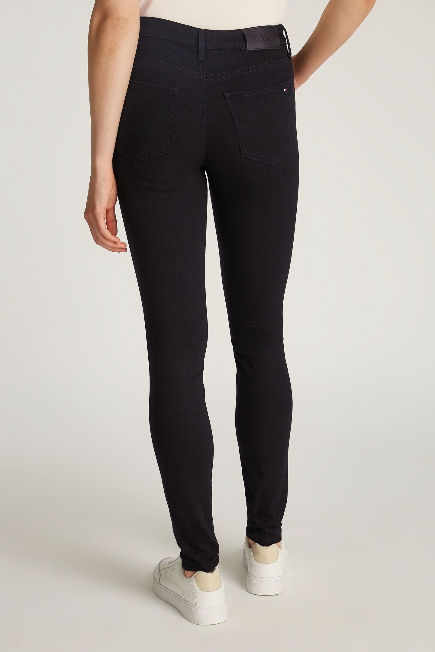 COMO SKINNY MID RISE BLACK 3