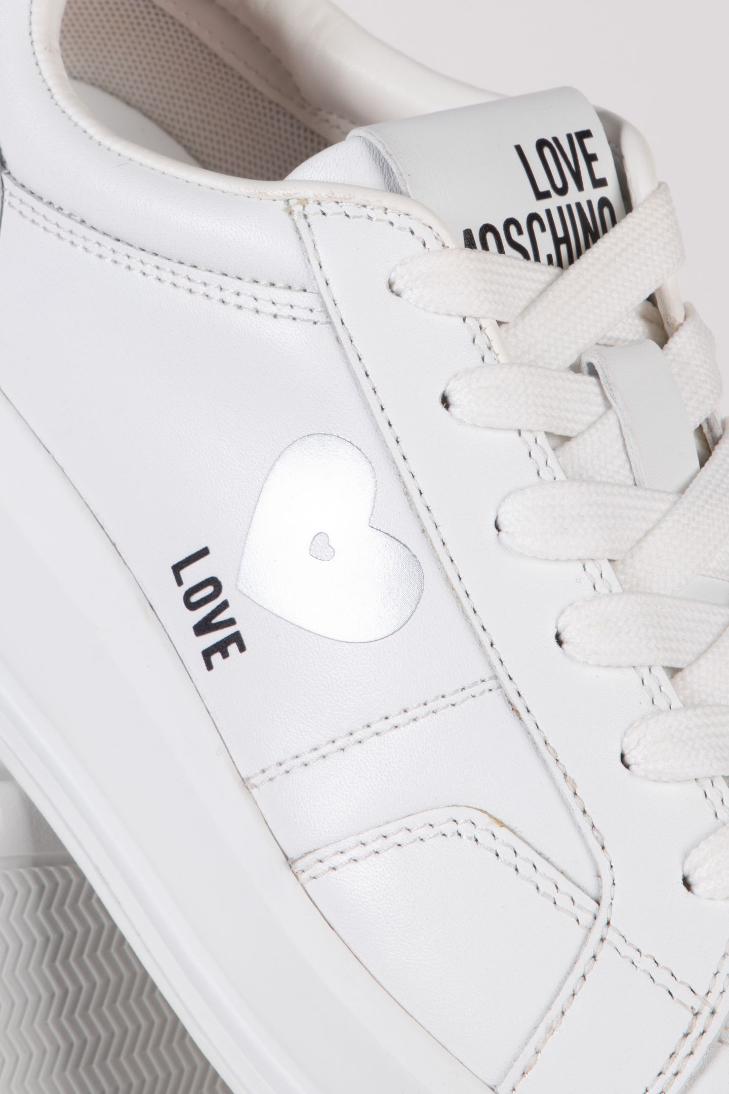 SNEAKERS WHITE 2