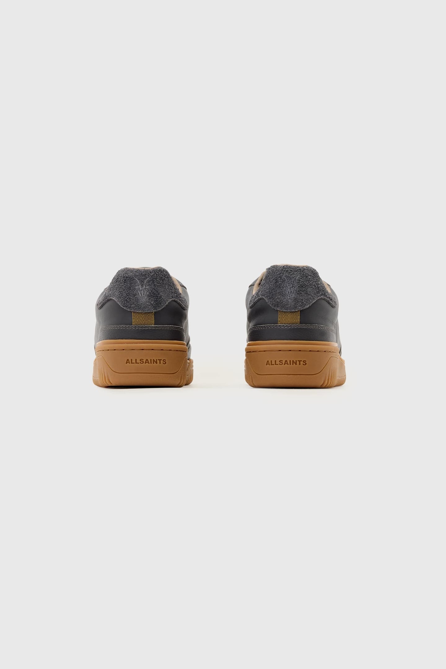 REGAN LOW TOP CHARCOAL GREY/GUM 4
