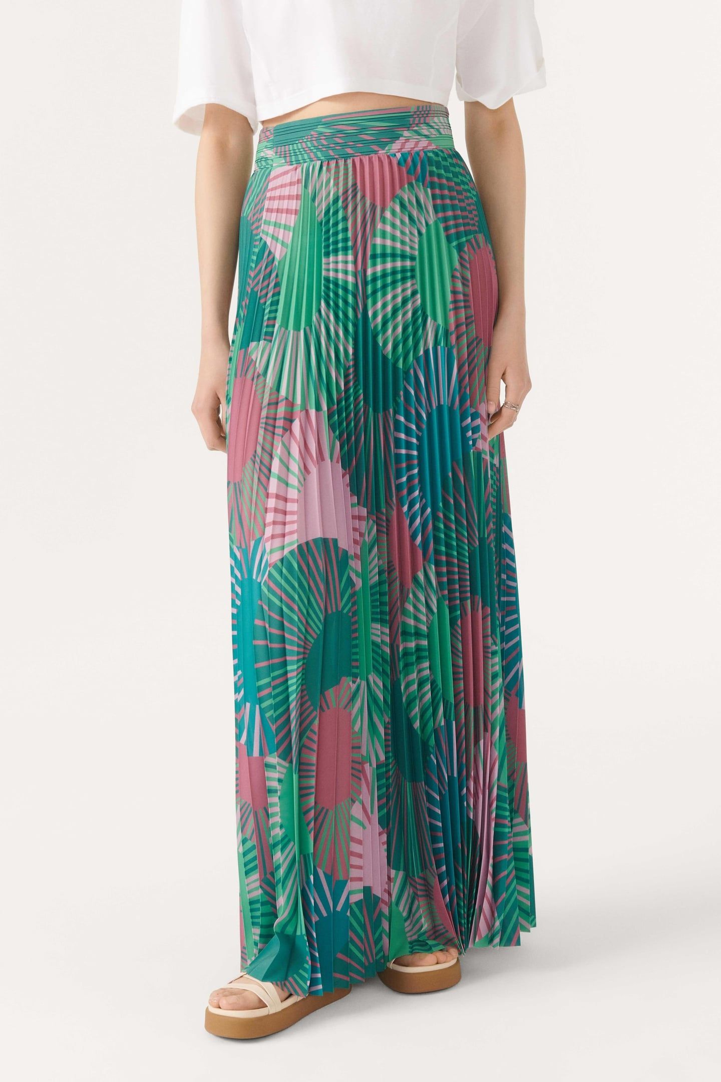 MID-LENGTH SKIRT VERT 1